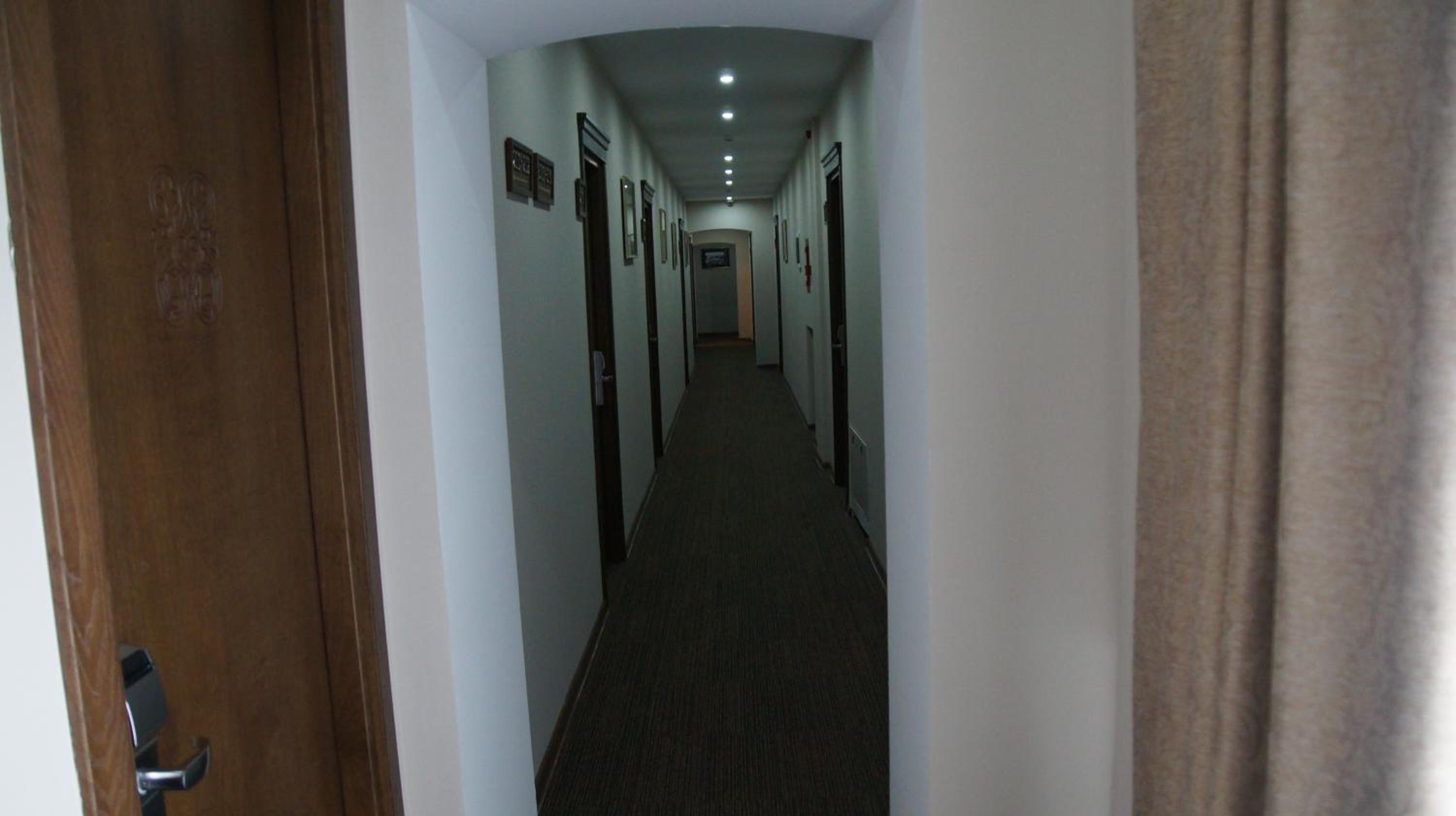 Standard Twin Room With City View