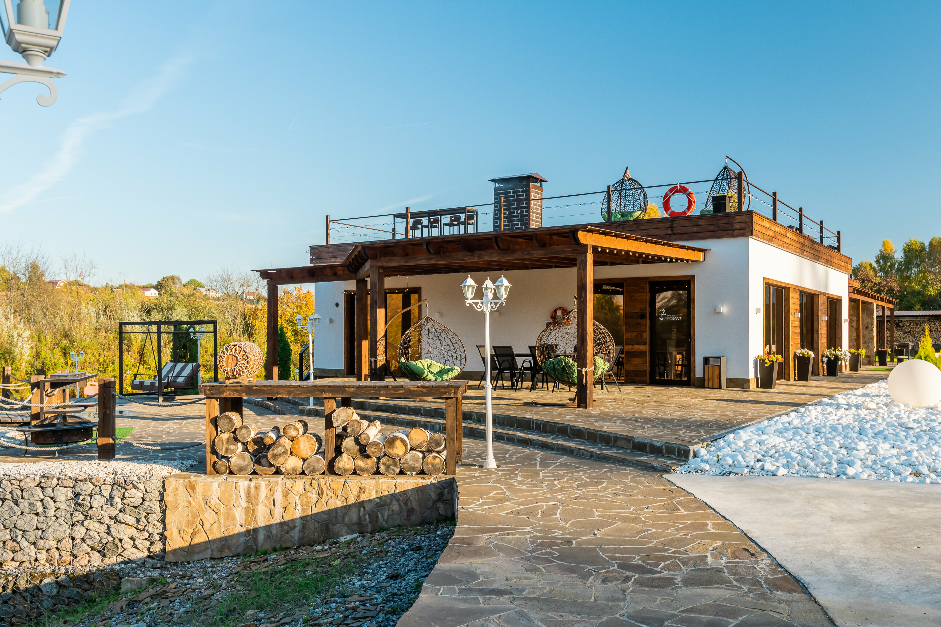 Дом Лофт с террасой на крыше