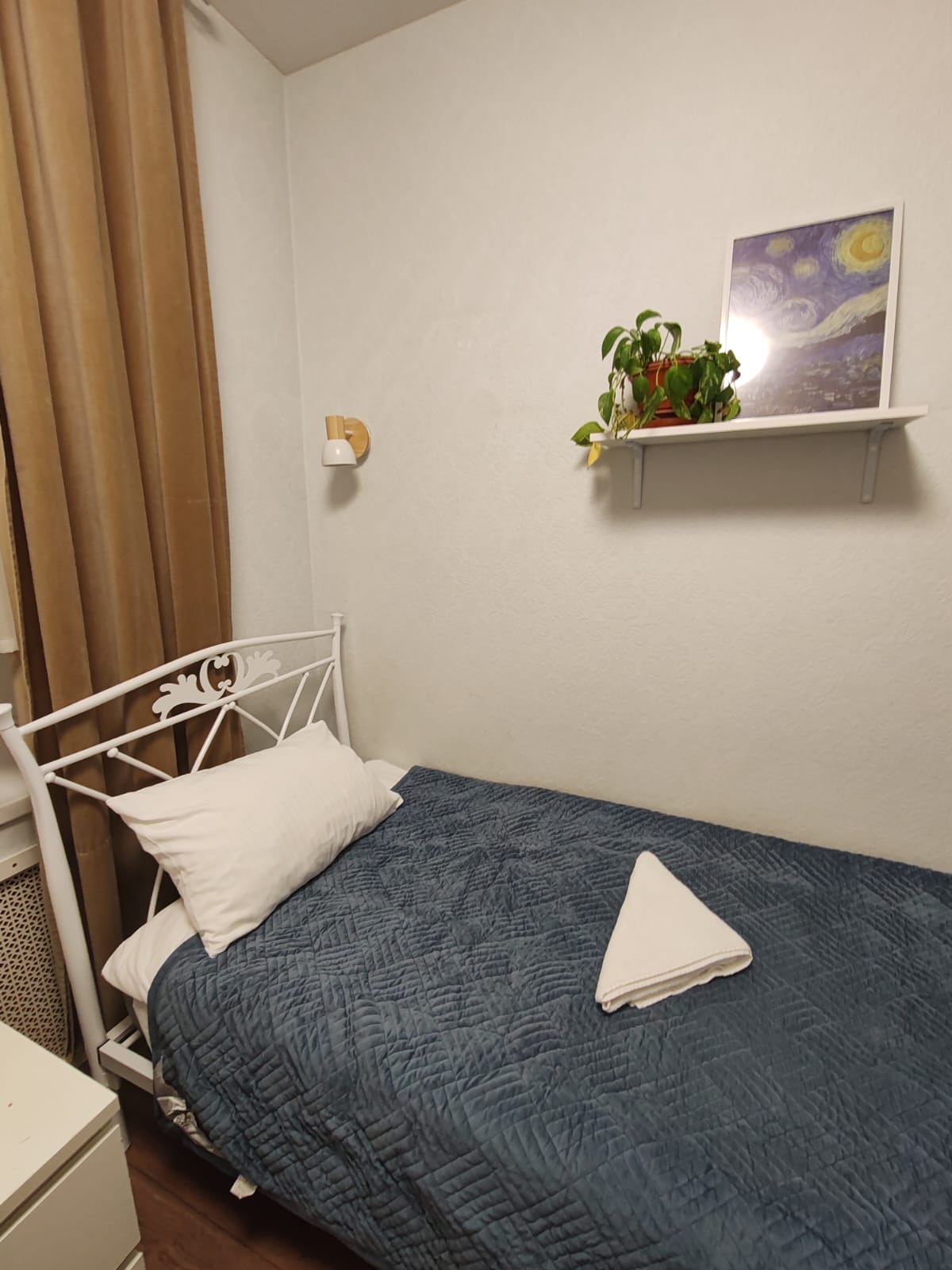 Двухместный номер с 2 отдельными кроватями и окном