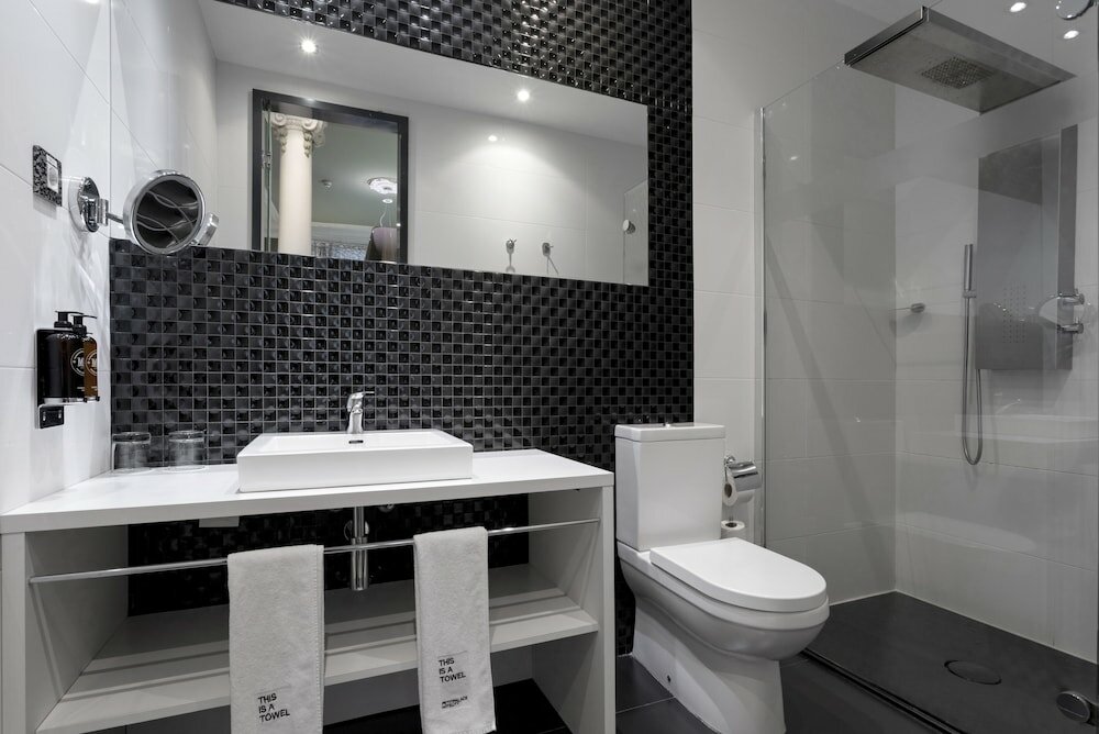Double Room, City View