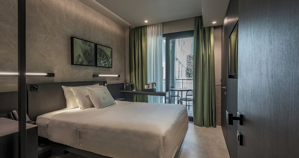 Single Room, 1 Double Bed