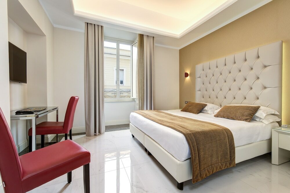 Family Room, 2 Bedrooms, 2 Bathrooms