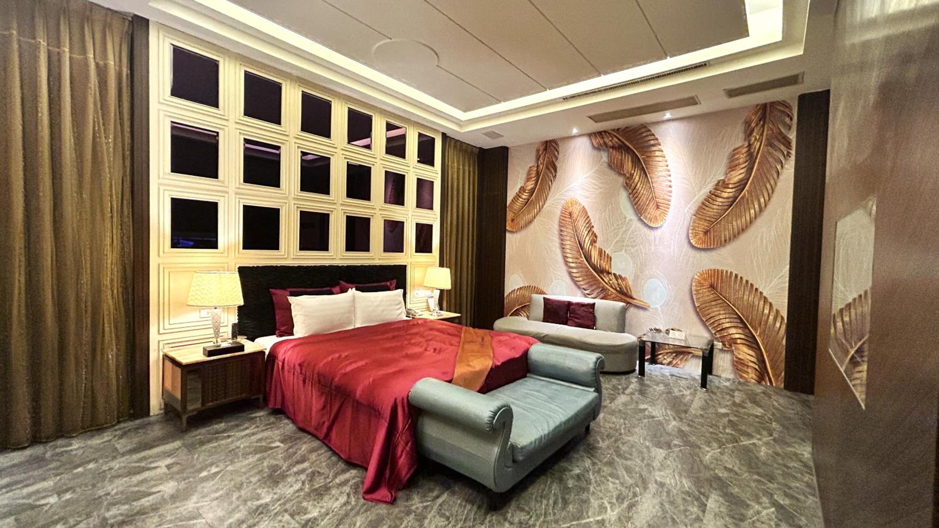 Standard King Room (Check-in after 16:00)