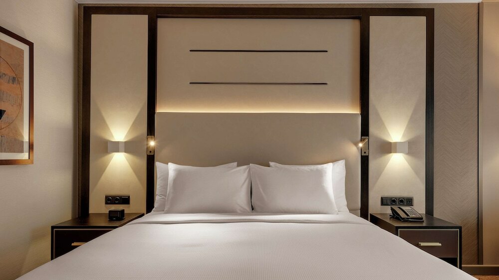 Deluxe Room, 1 King Bed, Non Smoking