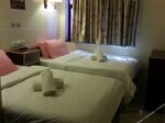 Quadruple Room в Maple Leaf Guest House