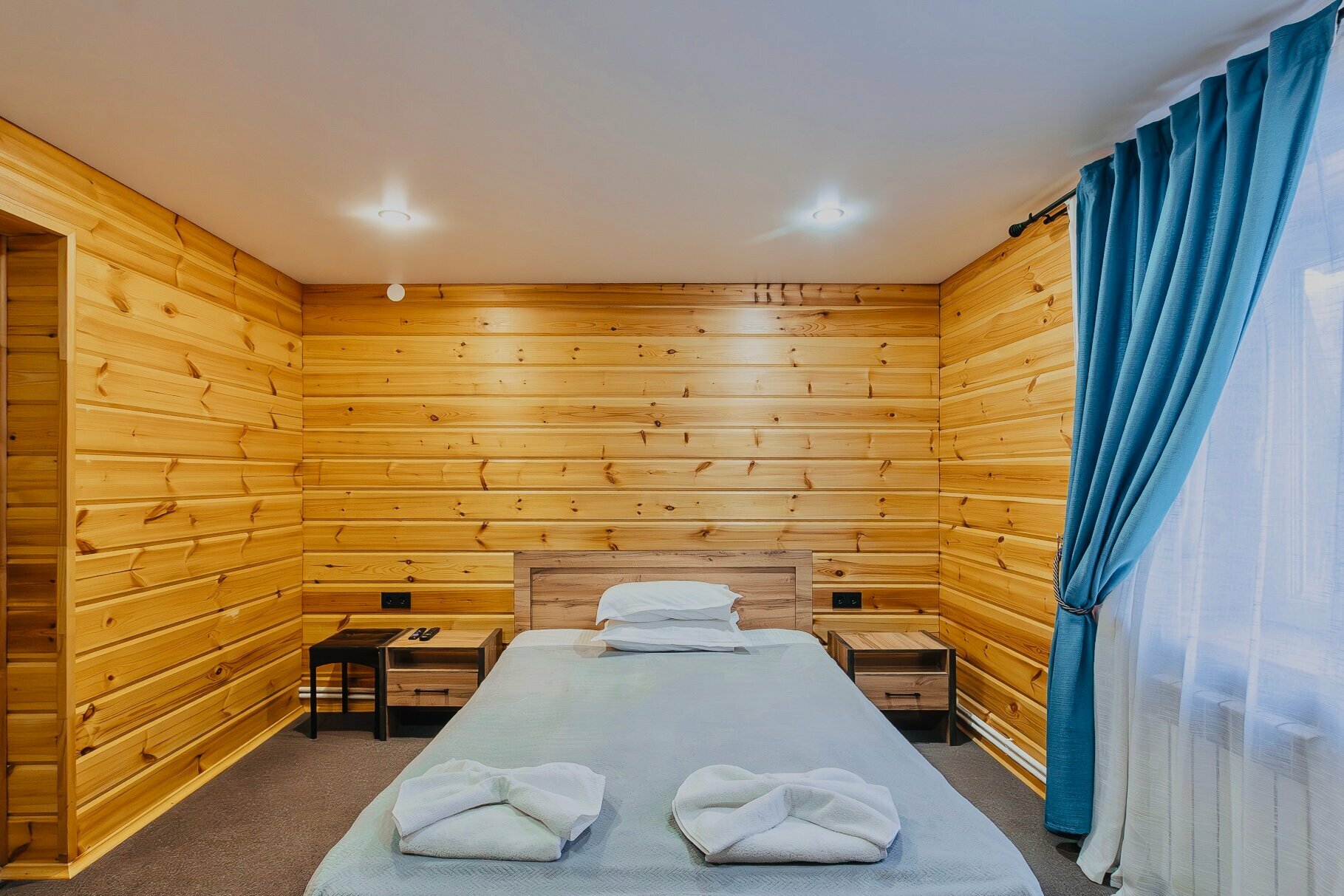 Улучшенный двухместный номер с 1 кроватью