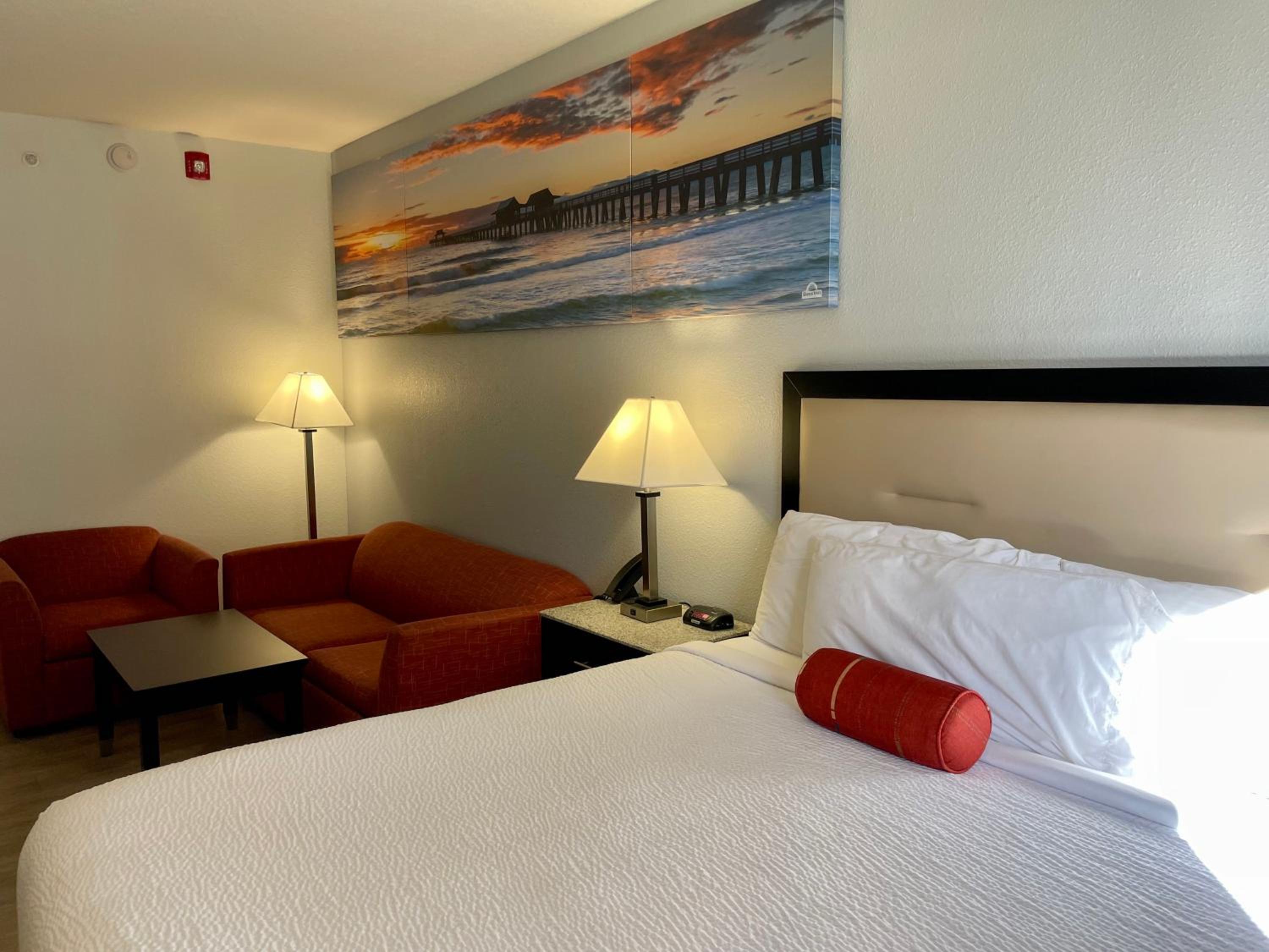 King Suite -  Non-Smoking