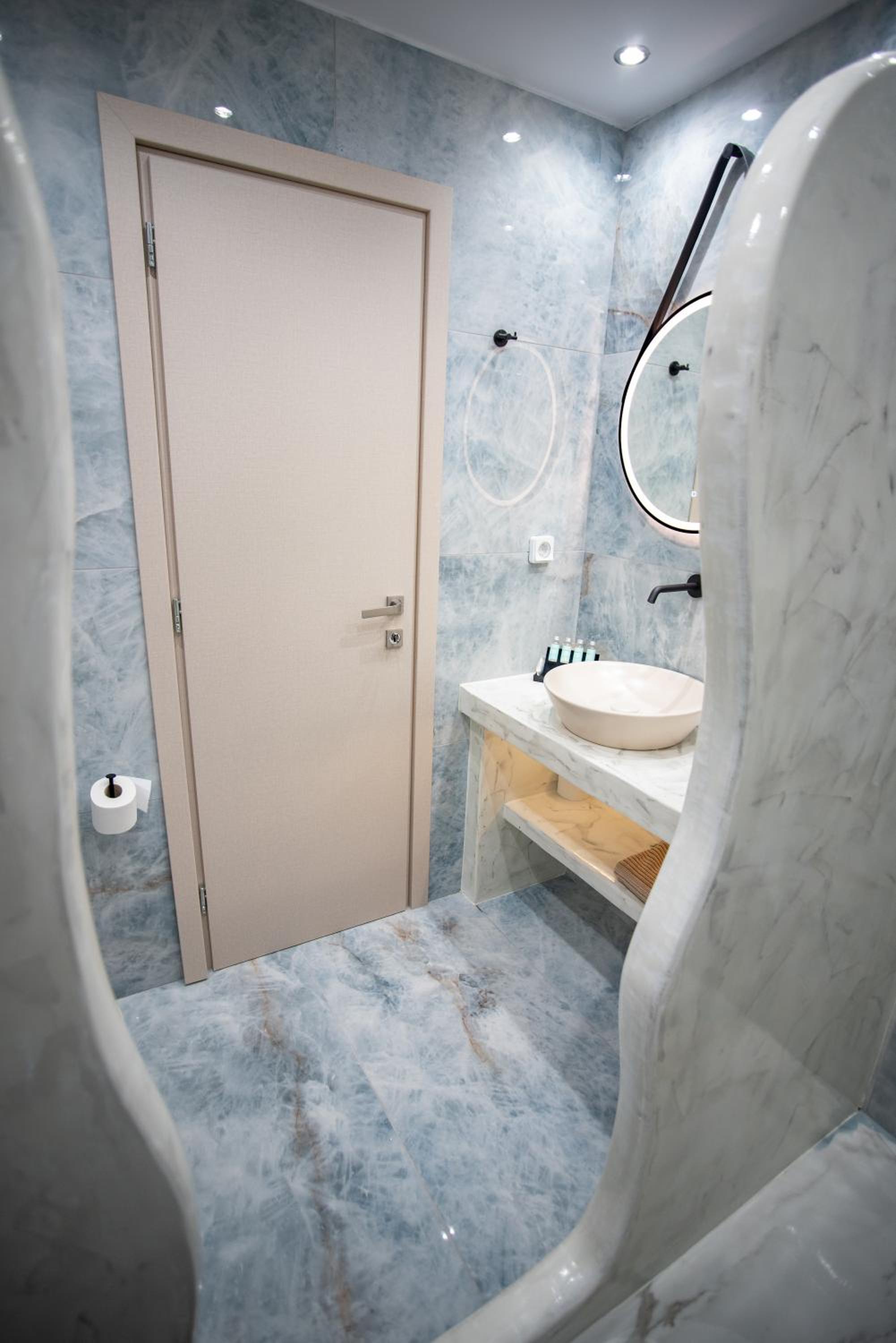 One-Bedroom Superior Apartment