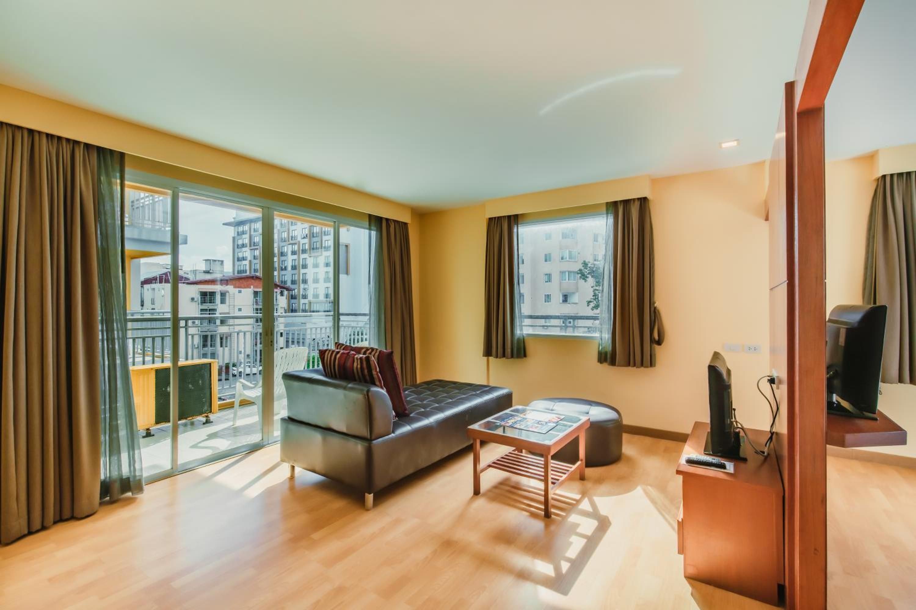 Family Suite - City View