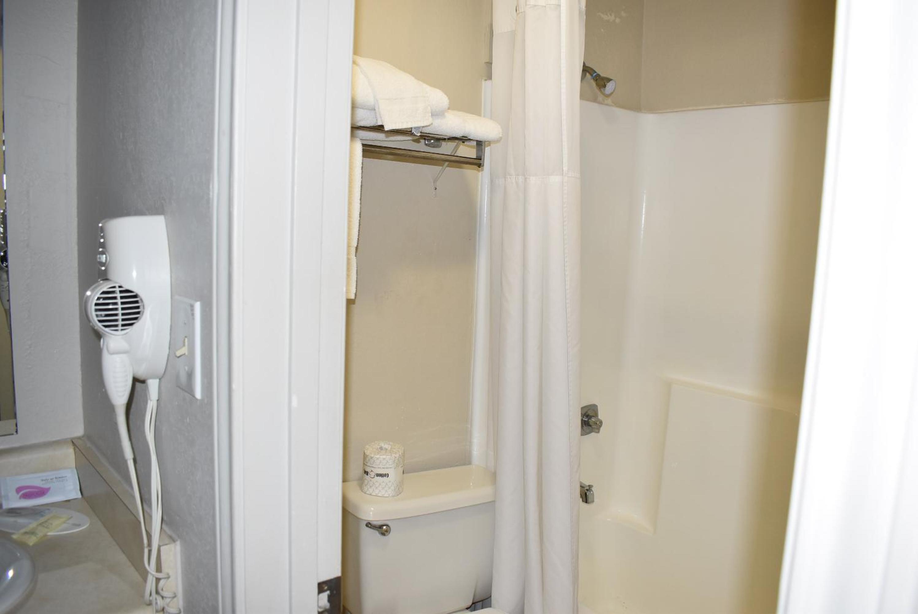 King Room - Non-Smoking