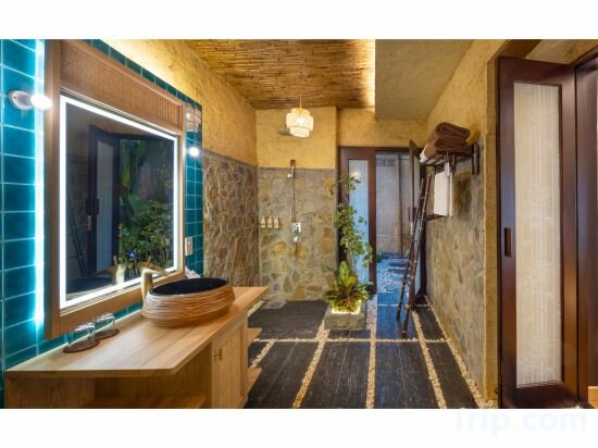 Serene Oasis Bungalow