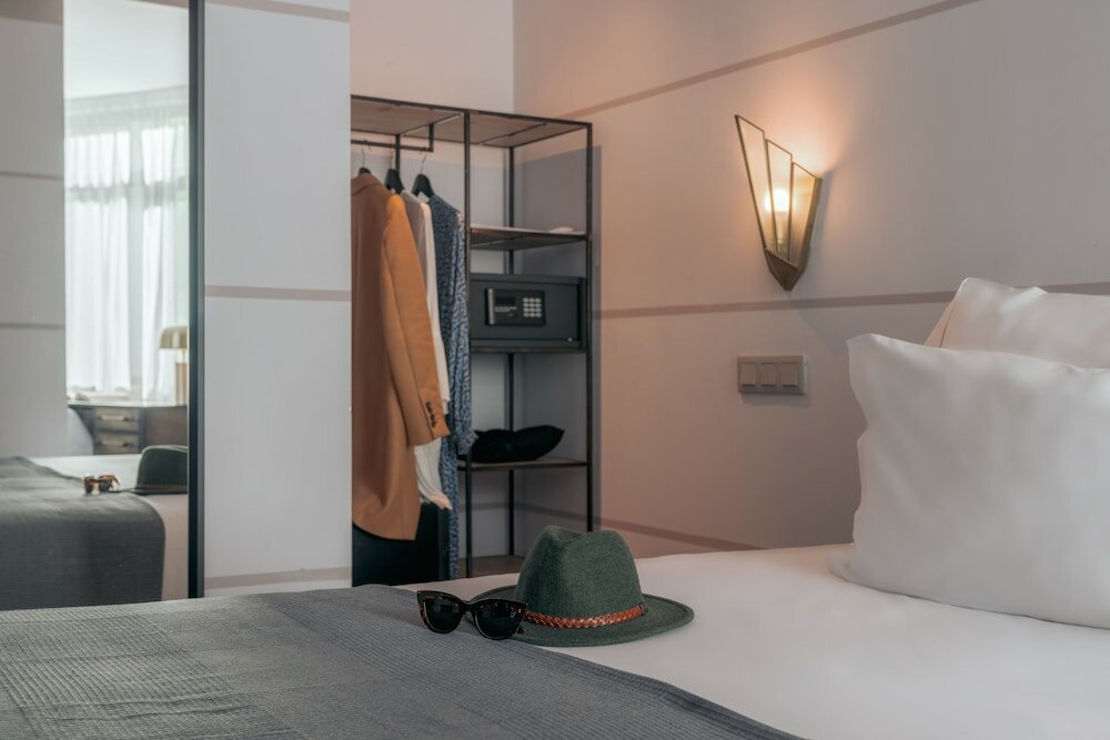 Superior Room (Extra Bed)