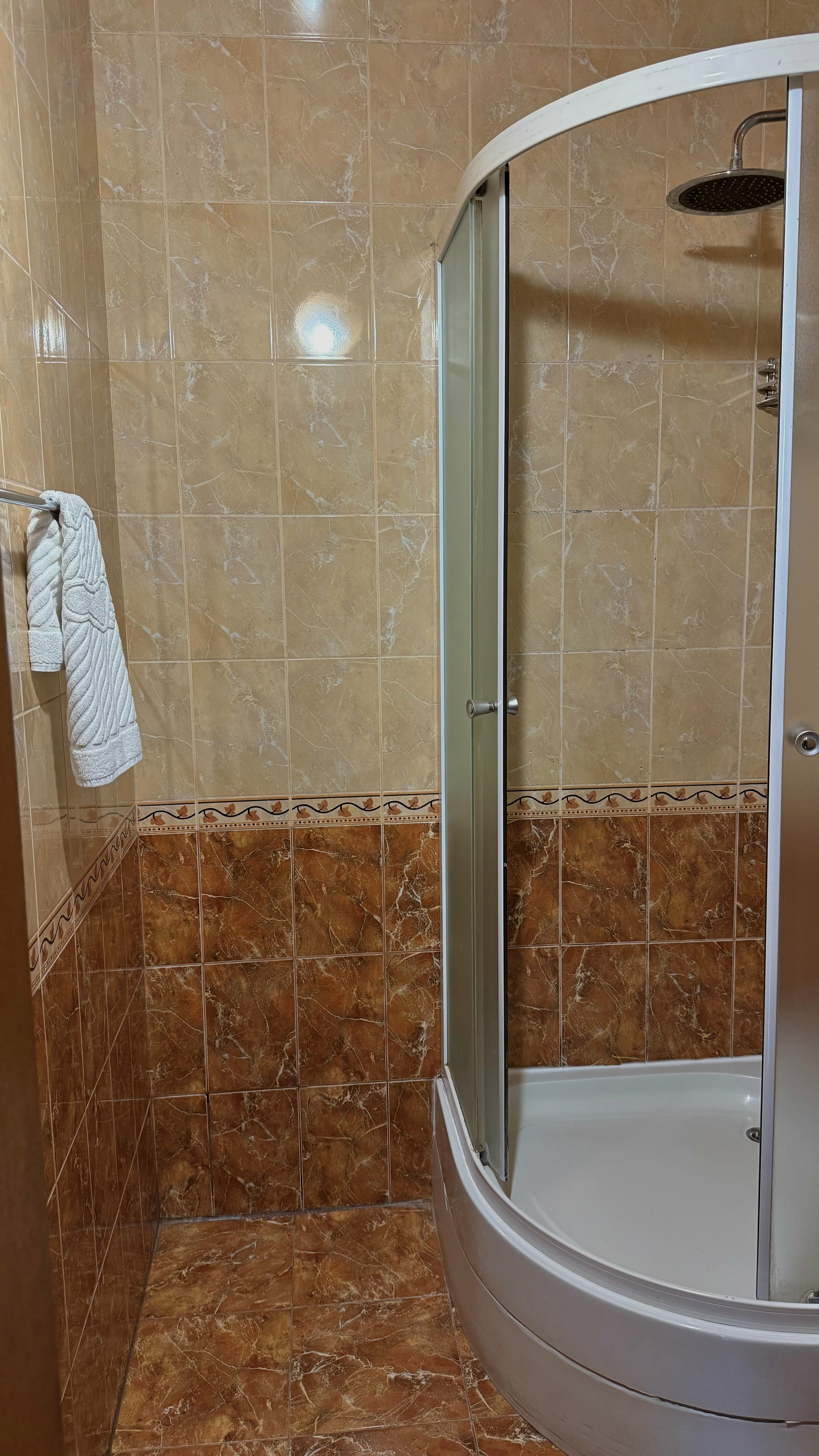 Трёхместный номер Comfort с видом на горы