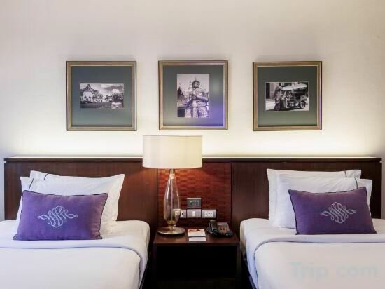 Premier 2 Connecting Room (Main Tower)