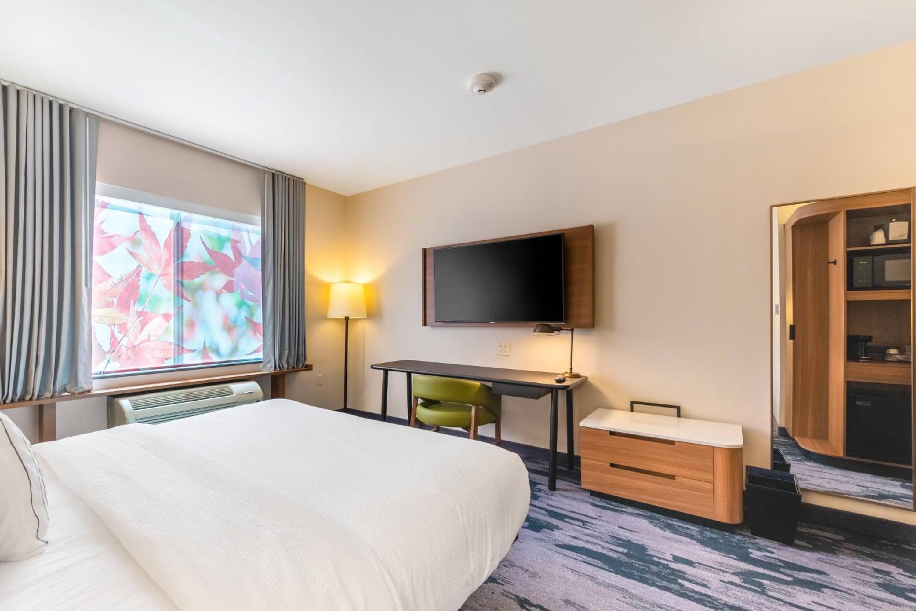 Guest Room, 1 King
