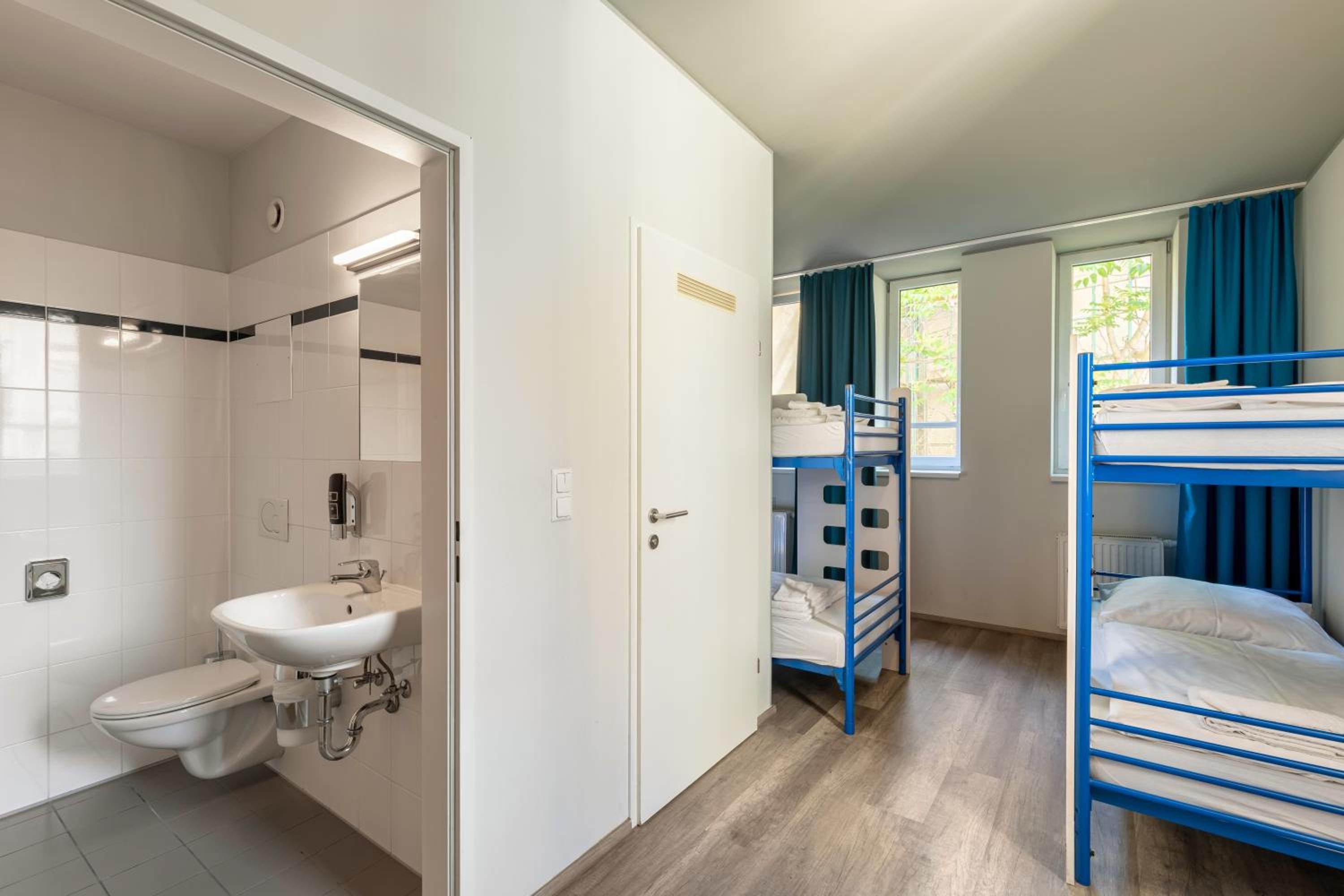 Bed in 4-Bed Dormitory Room