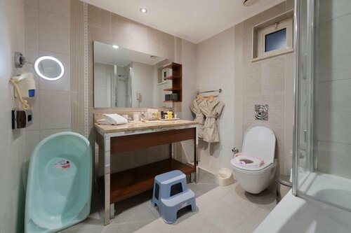 Трёхместный люкс в Kamelya Collection Aishen Club