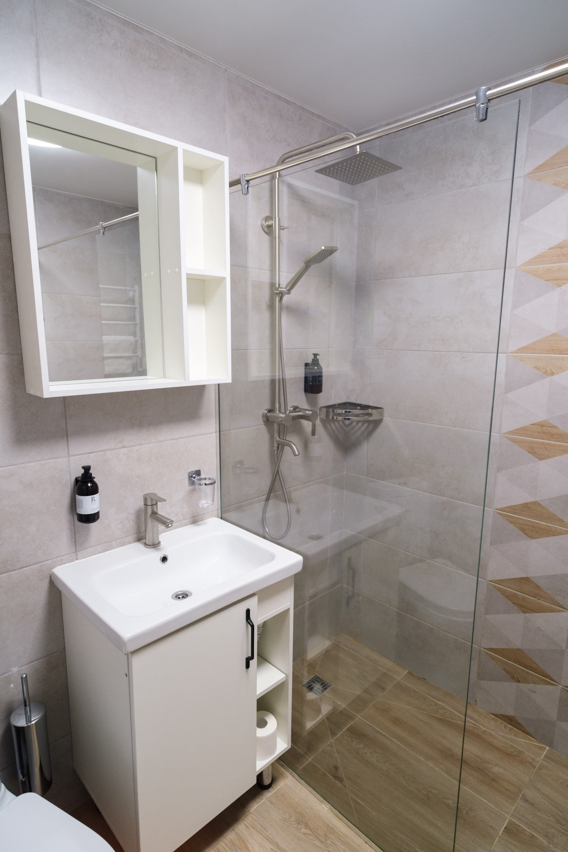 Полулюкс плюс