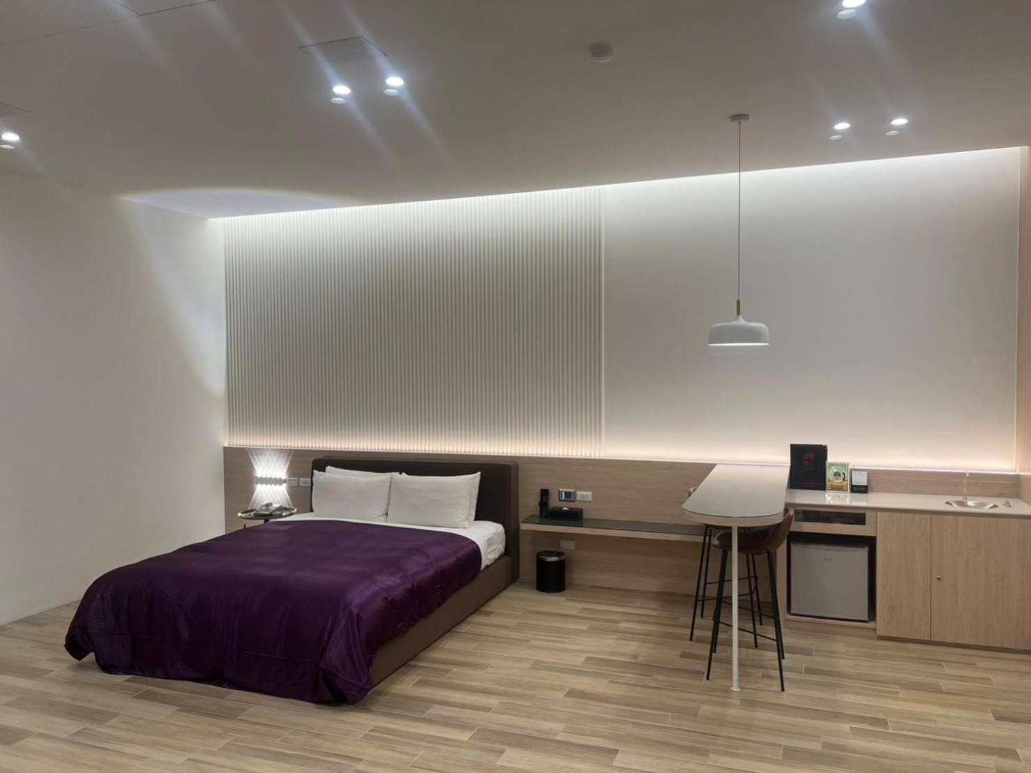 Standard Double Room with Spa Bath