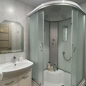 Номер эконом с 3 односпальными кроватями (удобства на этаже)