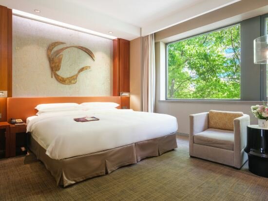 Business Room-Queen Bed