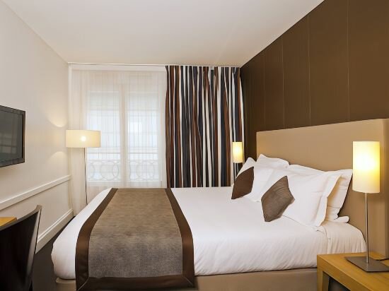 One Bedroom Apartment