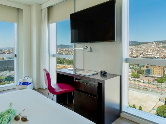 Superior Room With View