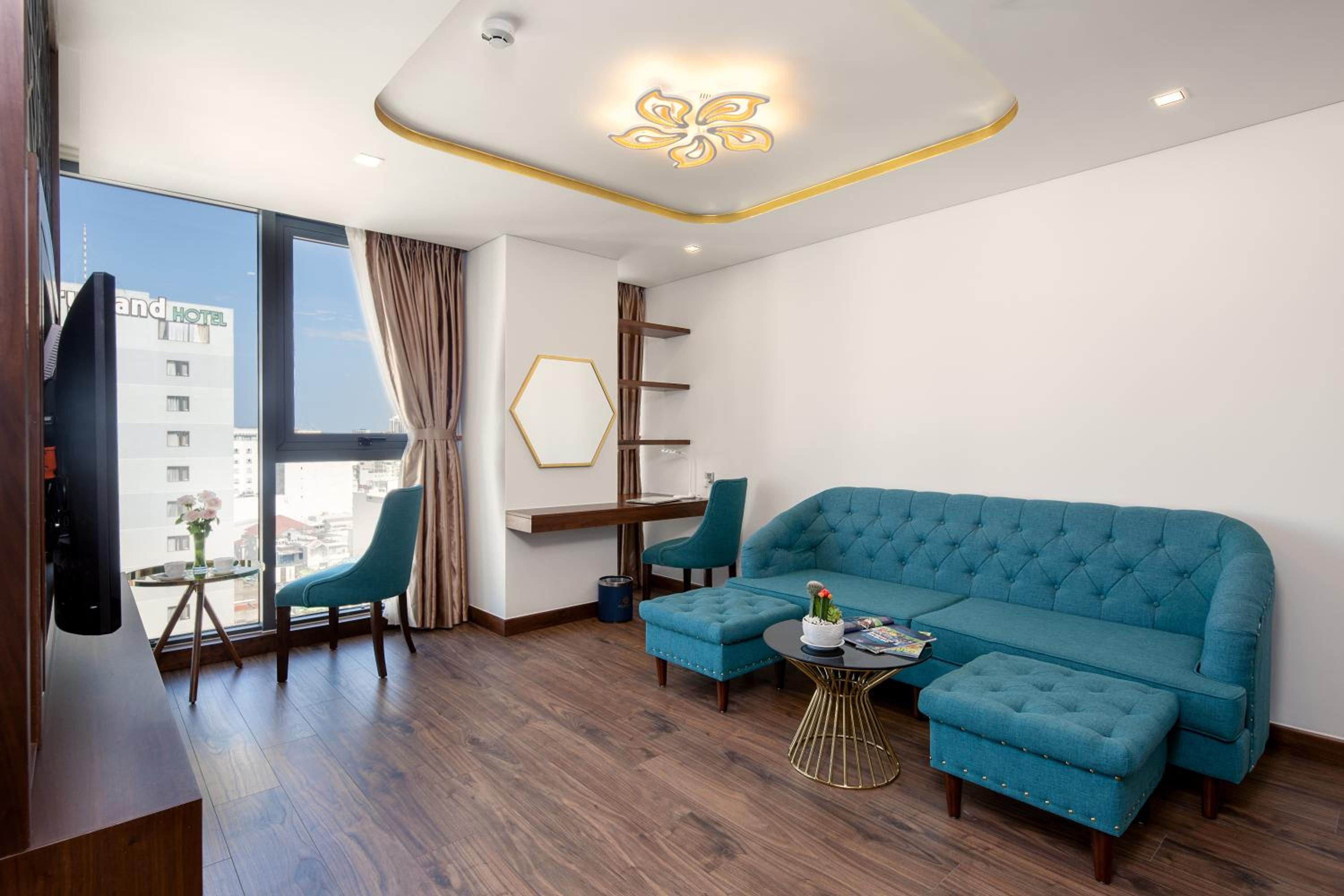 Suite with Sea View