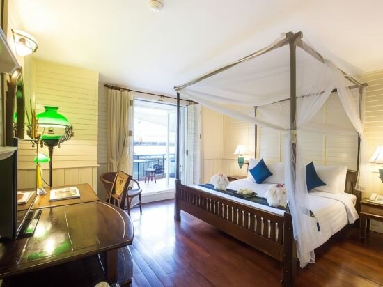 Superior Room 1 King bed