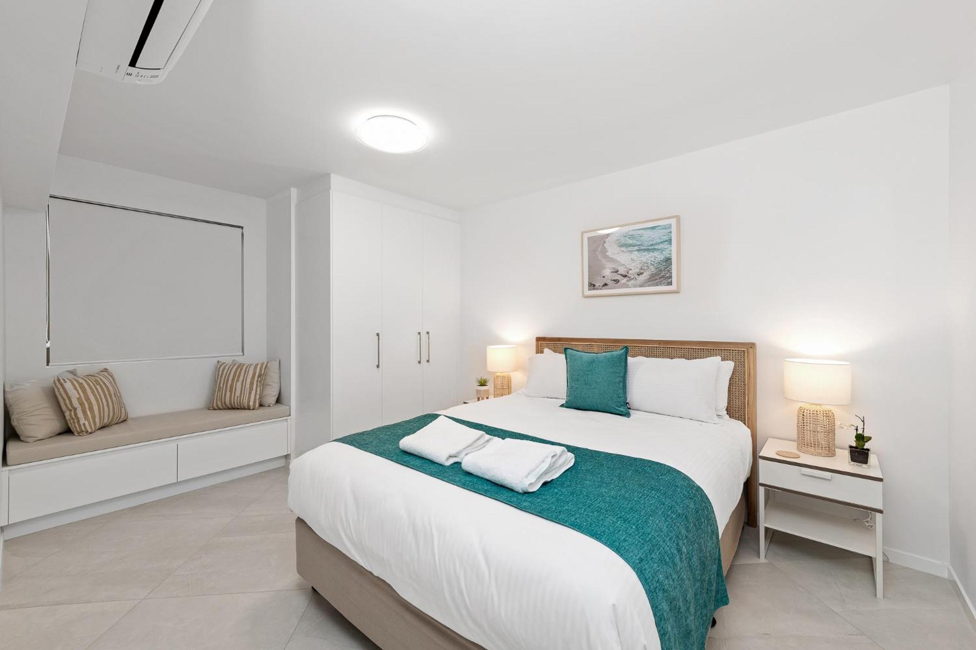 Four Bedroom Deluxe Apartment with Ocean View