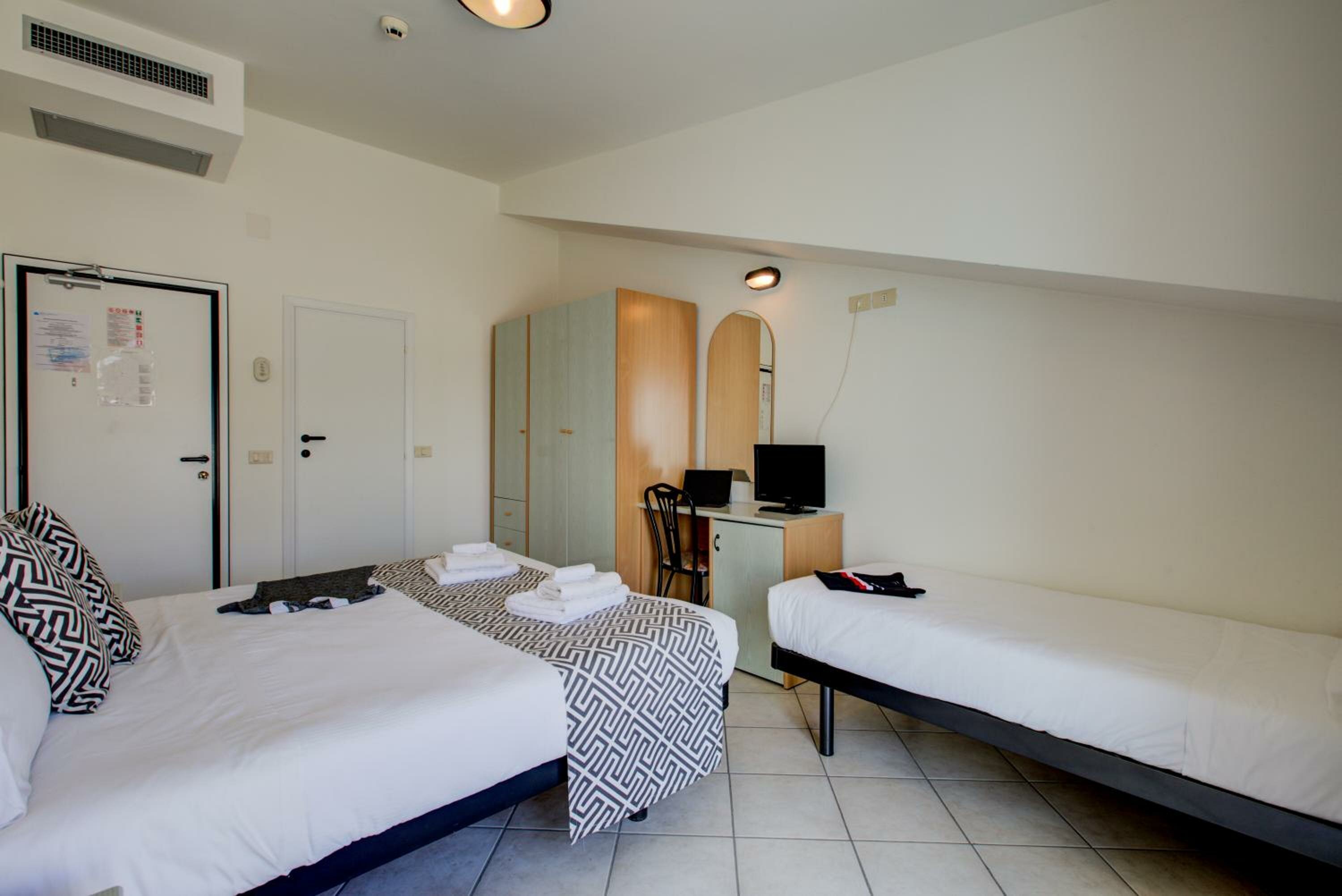 Triple Room with Balcony