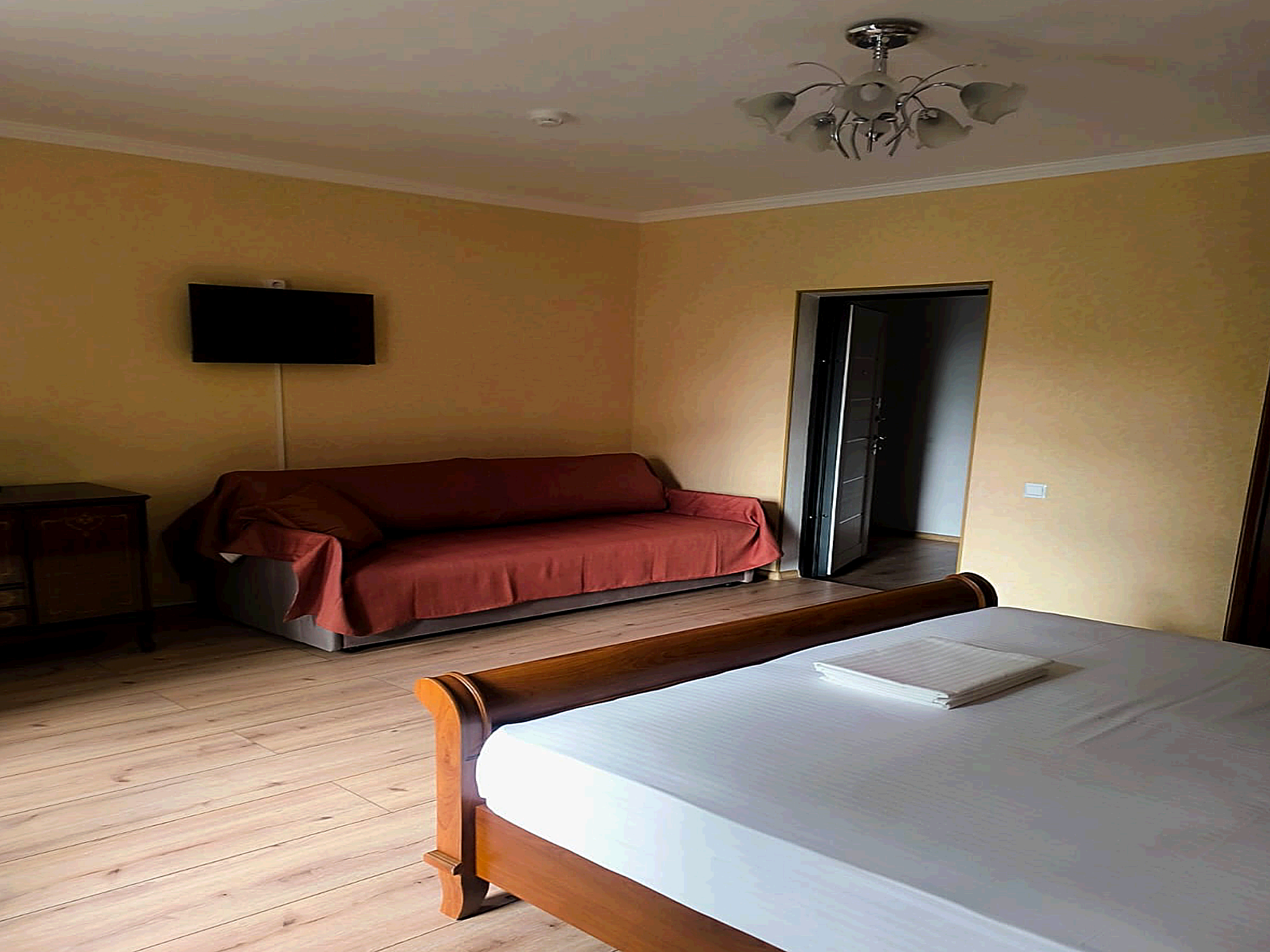 Полулюкс с балконом