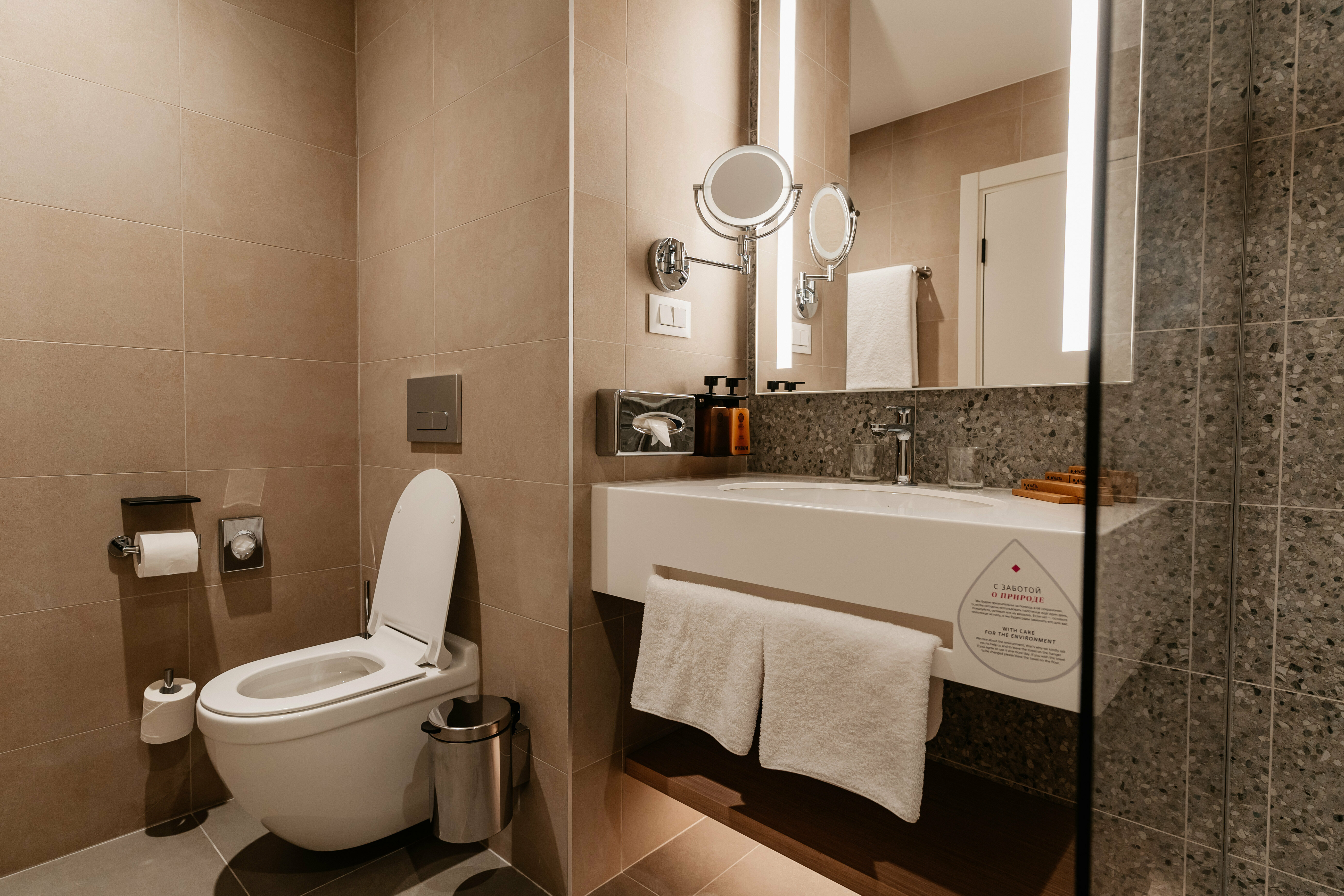 Стандартный с двуспальной кроватью