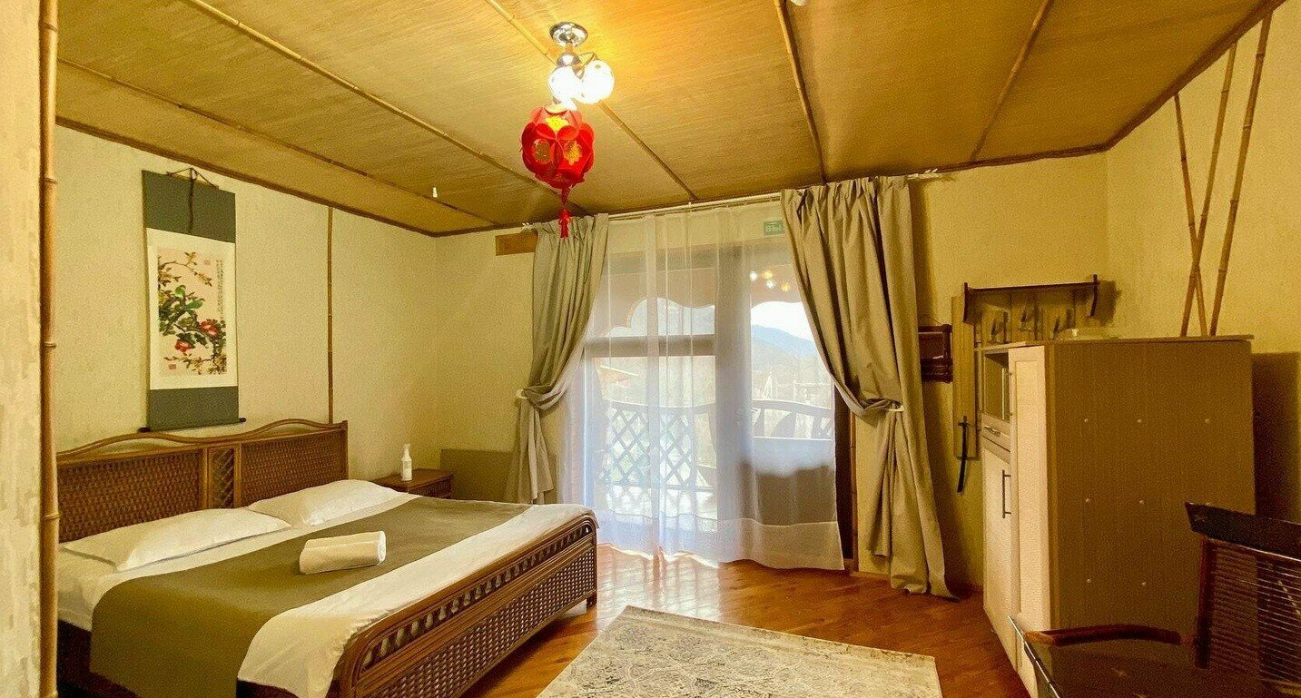 Большой двухместный номер с 1 кроватью