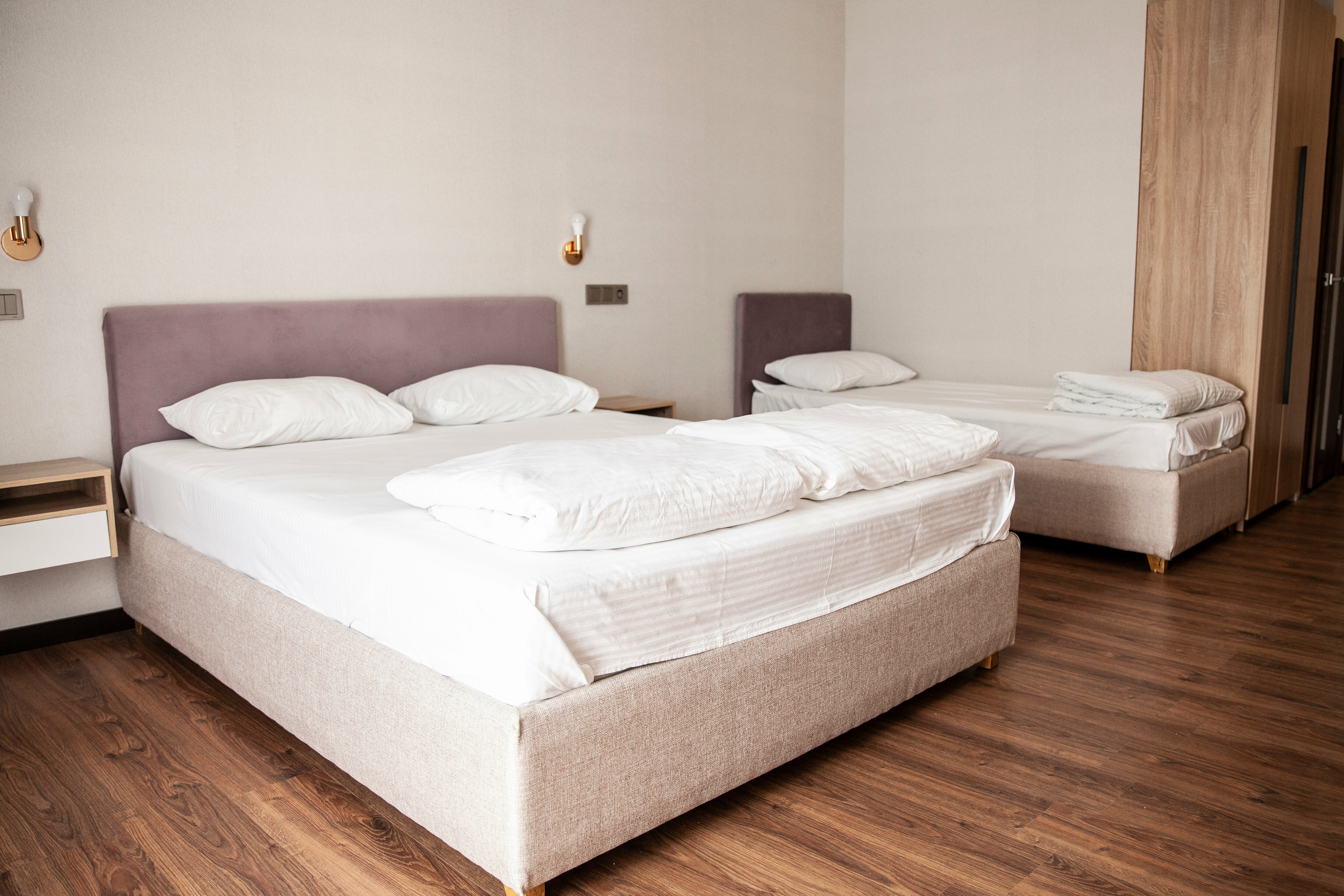 Cемейный номер с собственной ванной комнатой