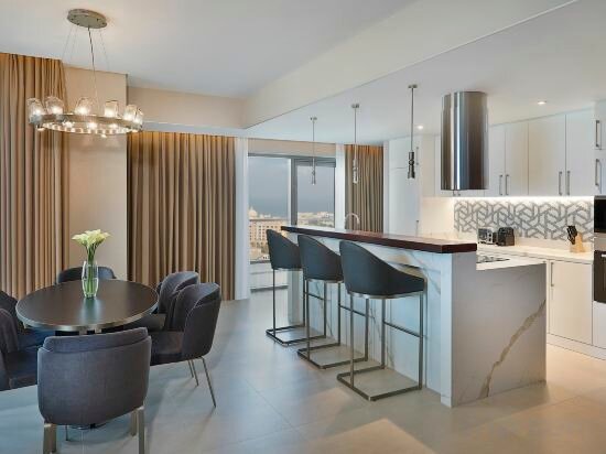 Two Bedroom Skyline Suite Sea View With Balcony