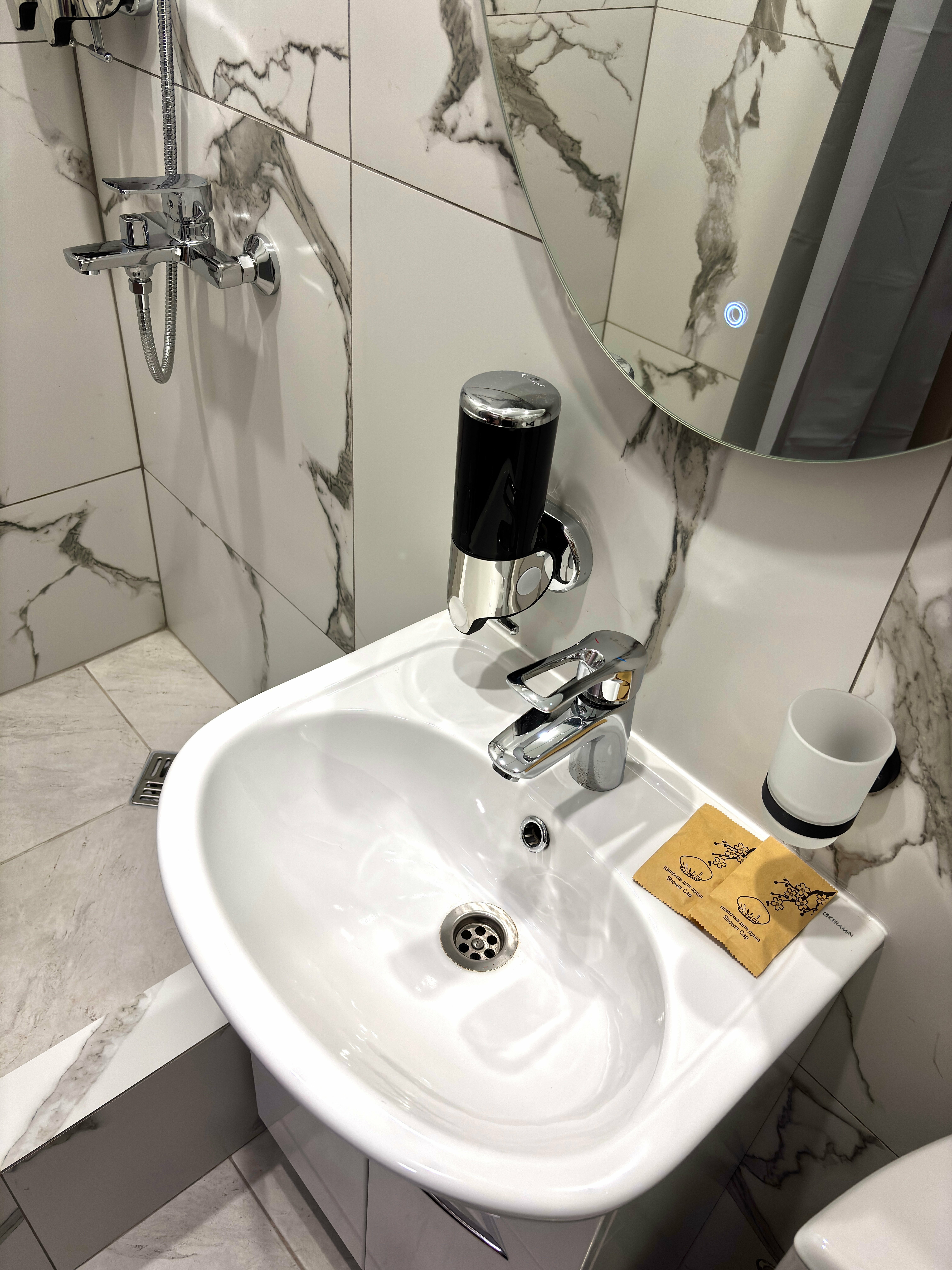 Улучшенный двухместный номер с 2 отдельными кроватями