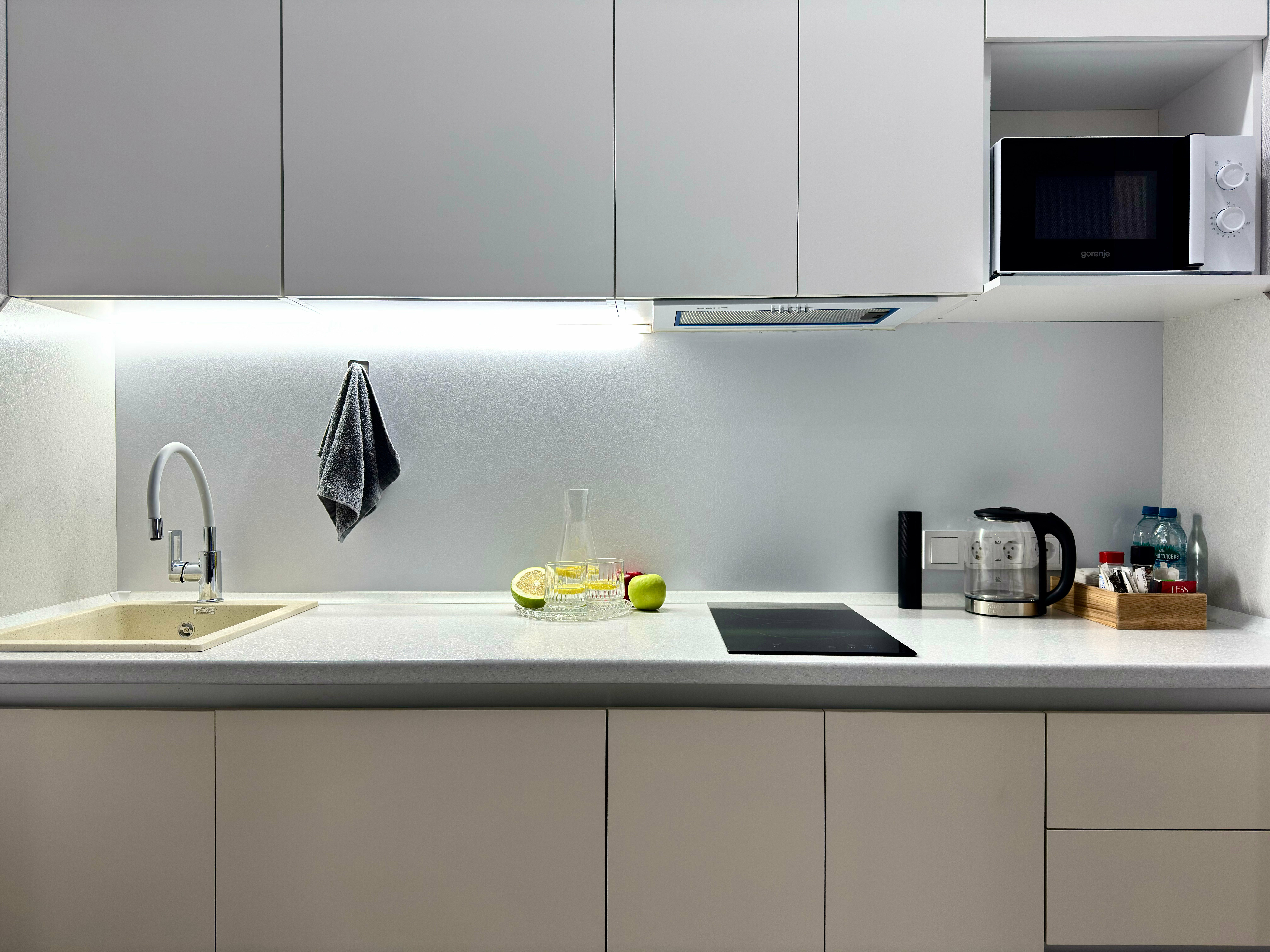 Делюкс с видом на море и балконом "OkoloMorya"