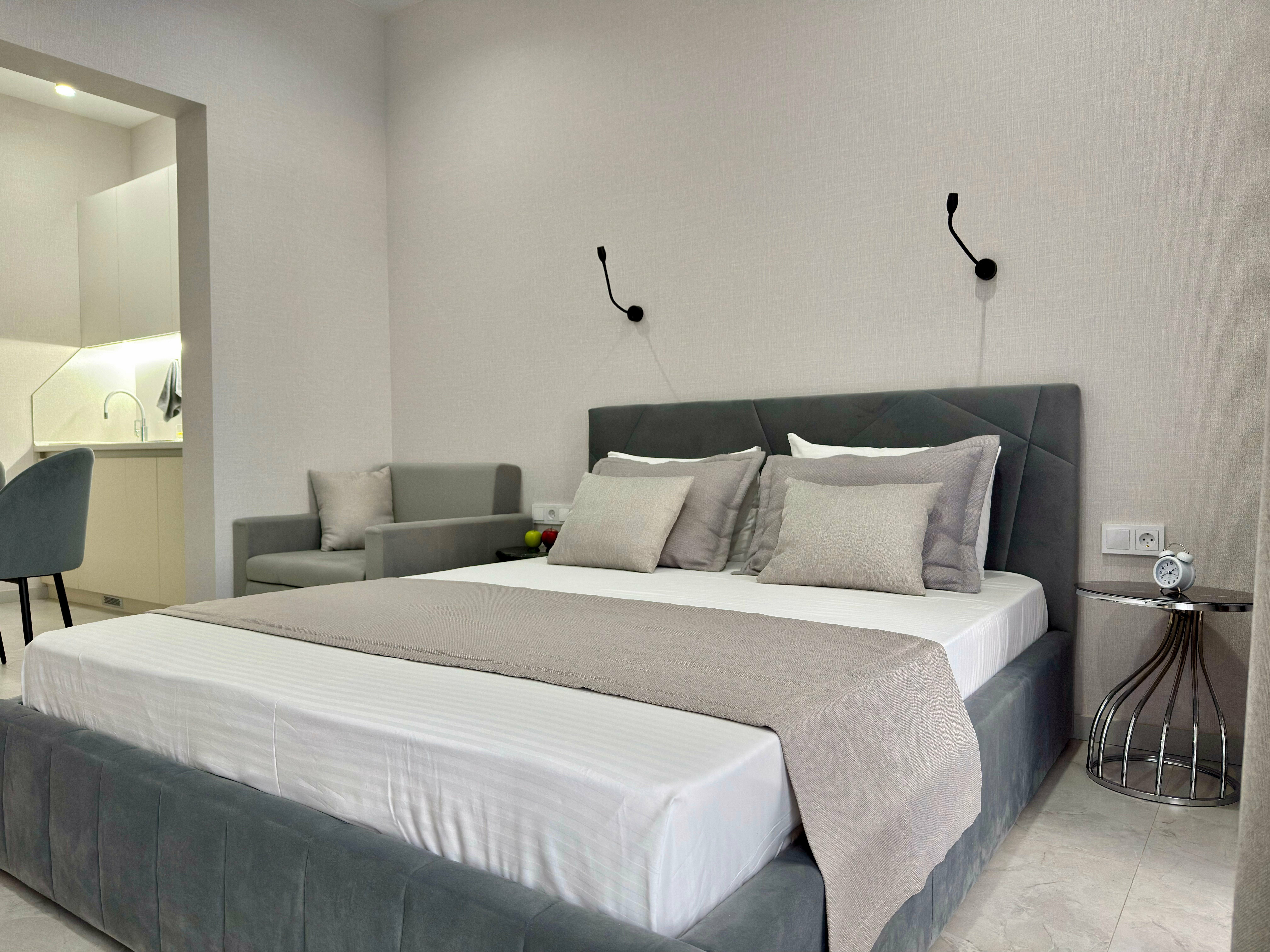 Делюкс с видом на море и балконом "OkoloMorya"