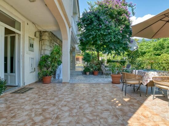 Family Apartment, 2 Bedrooms, Garden Area