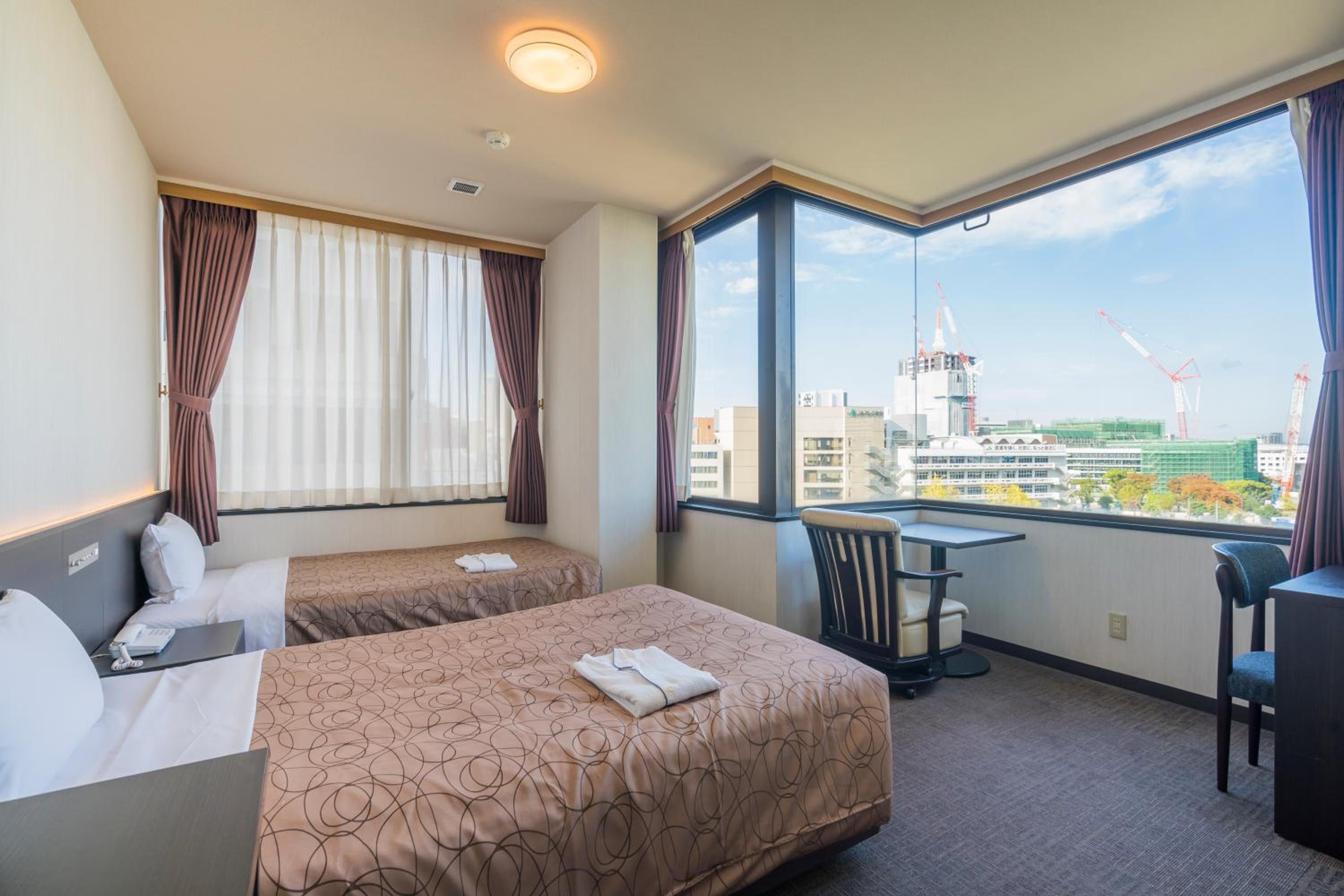 Standard Twin Room - Non-Smoking