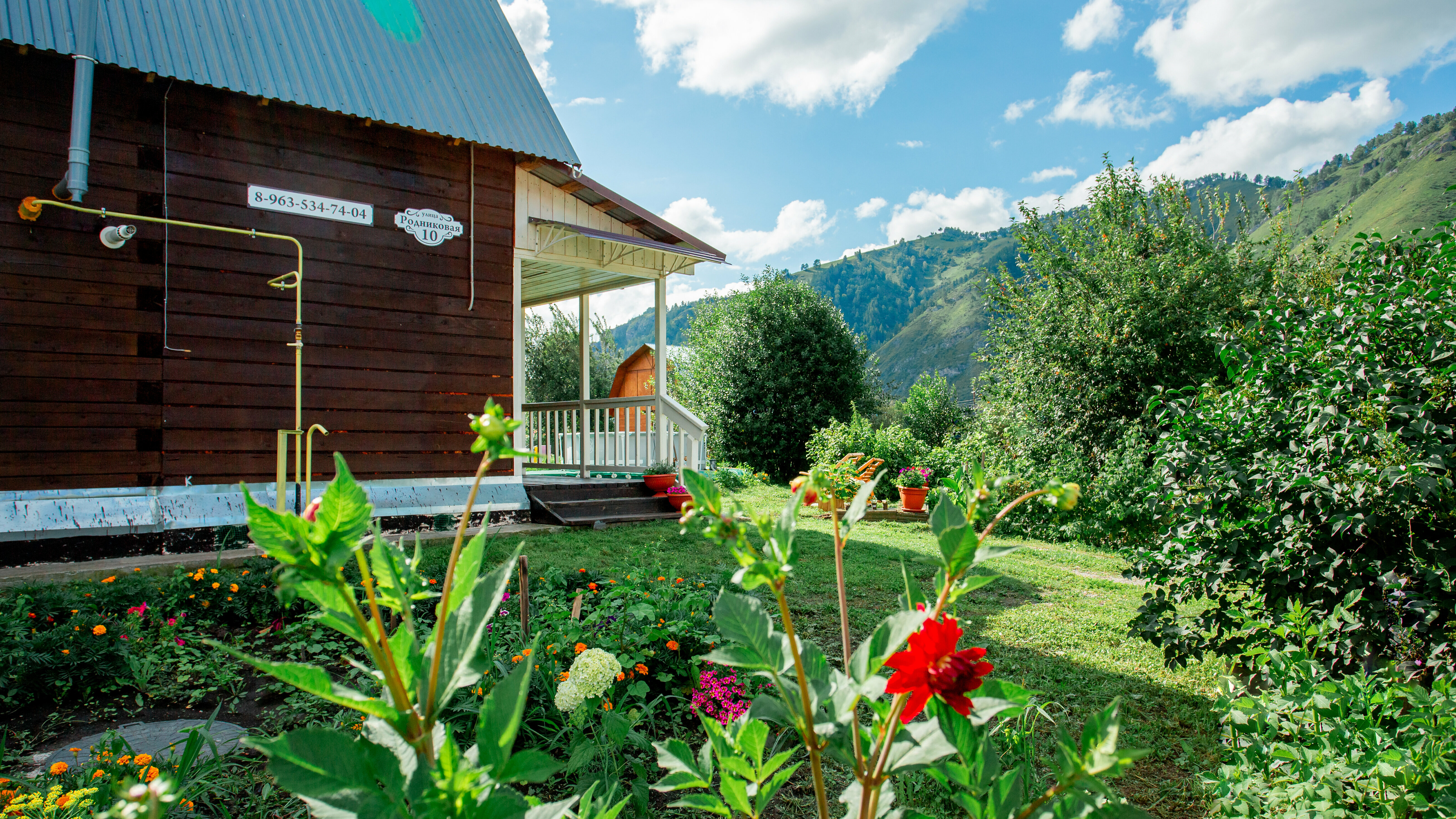 Коттедж с видом на горы