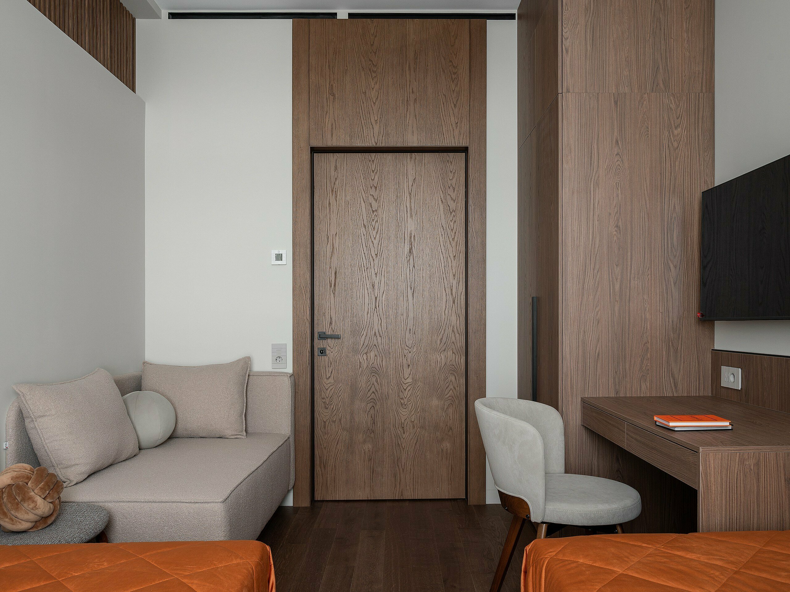 Трехкомнатный апартамент Luxury Dubai с двумя спальнями