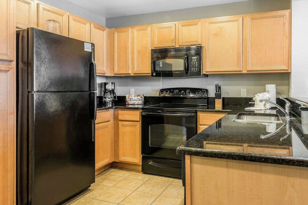 Suite, 3 Bedrooms, Non Smoking, Balcony