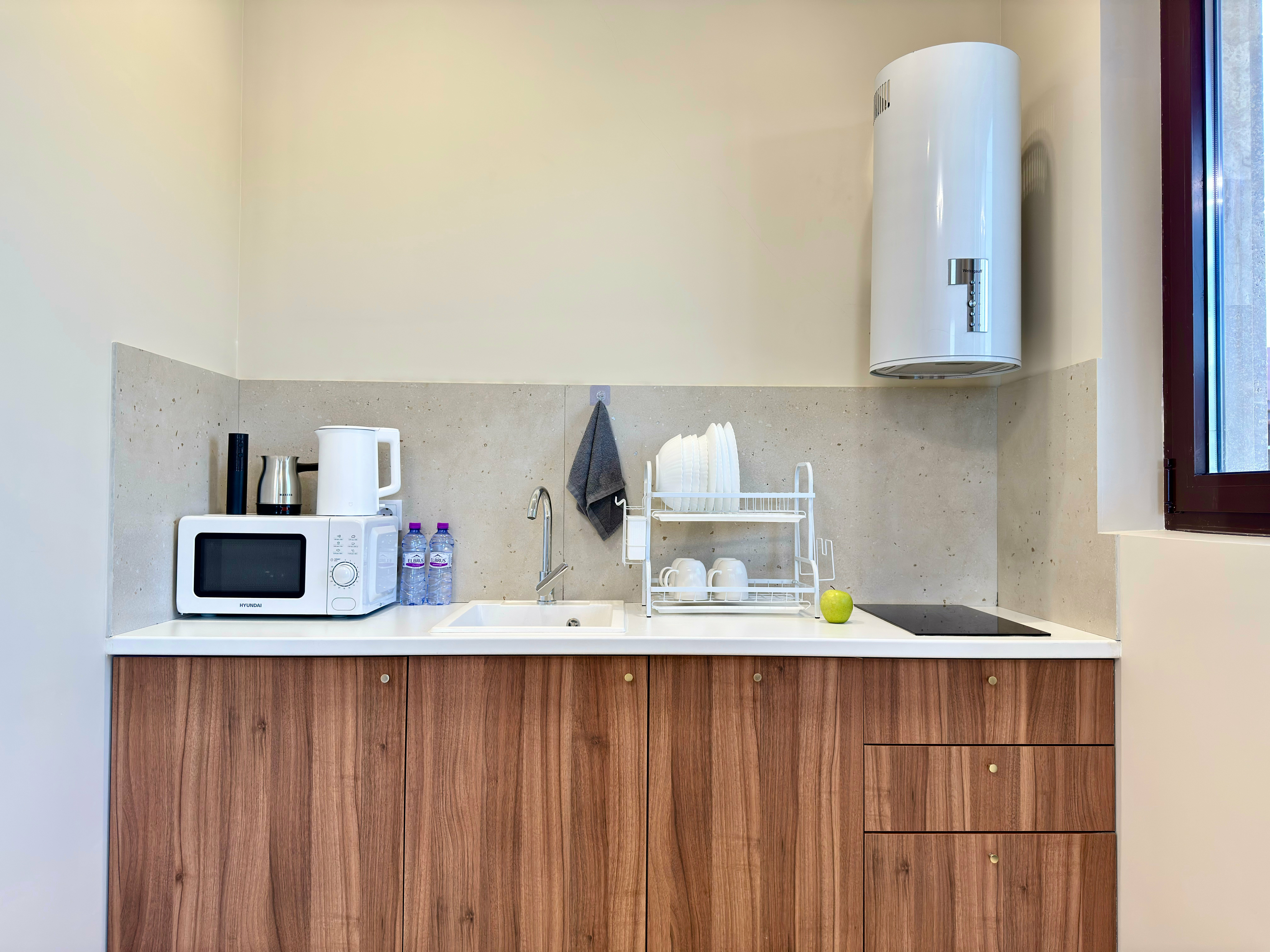 Апартамент в комплексе с бассейном