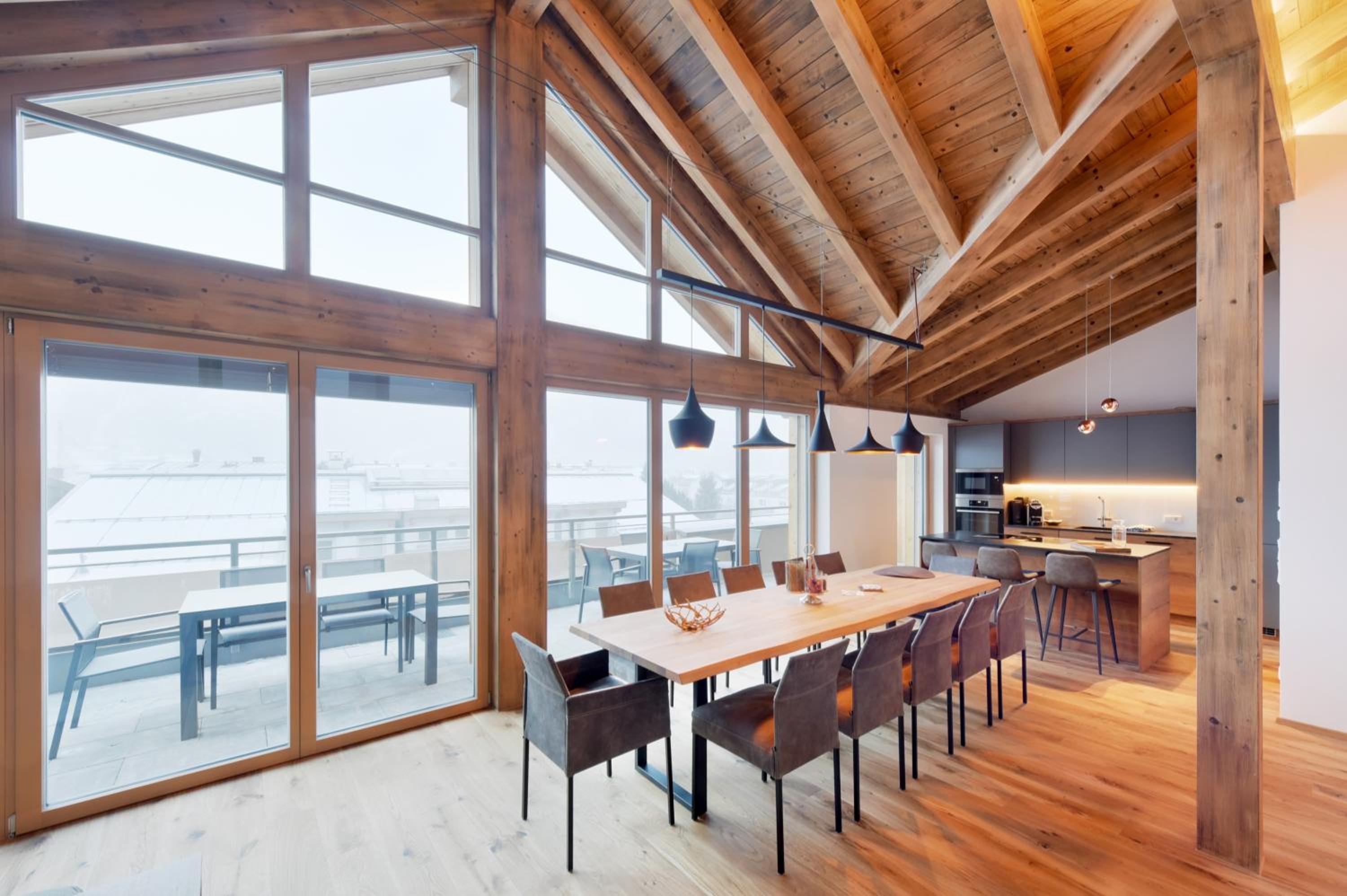 Deluxe Penthouse Apartment