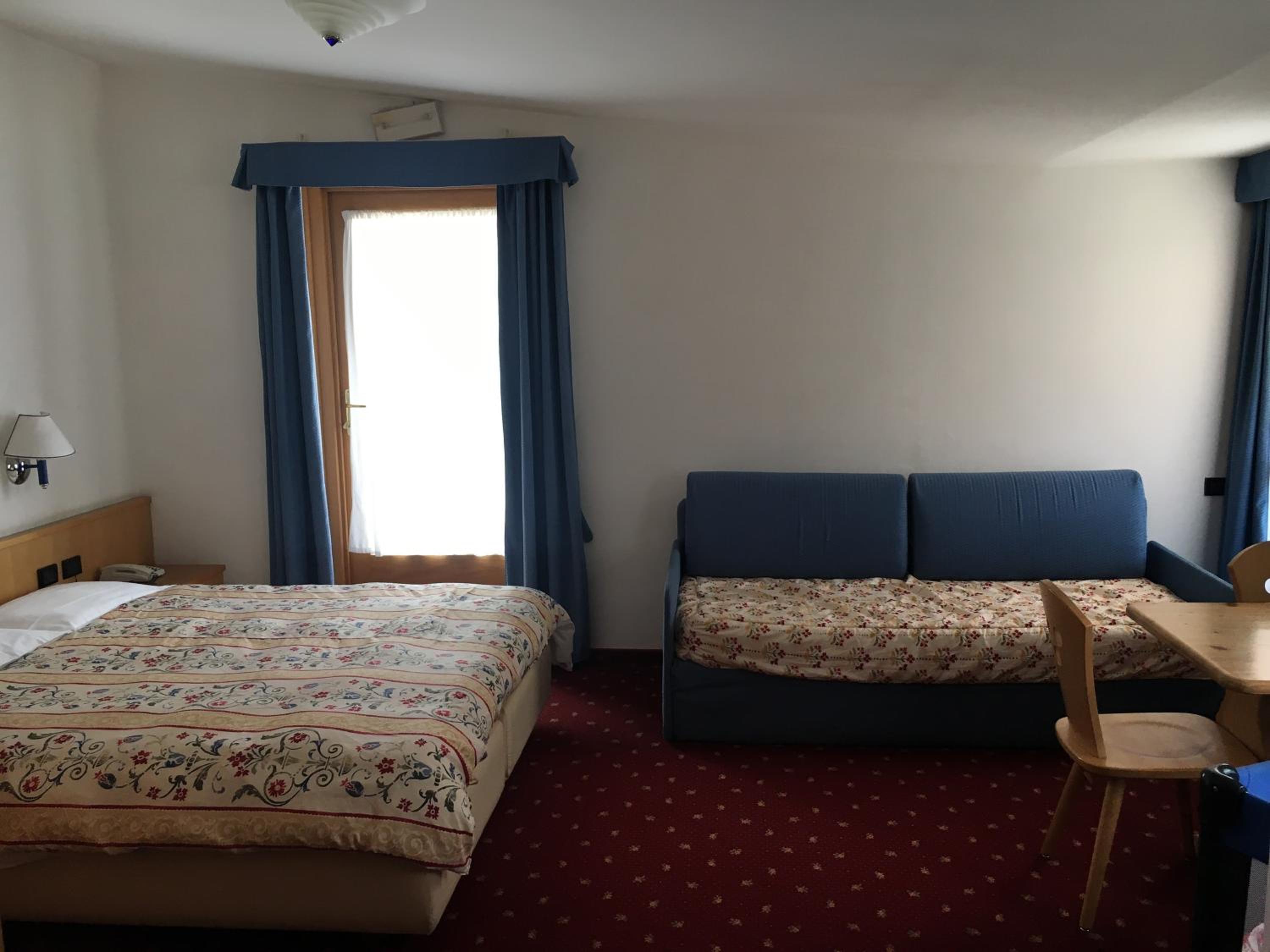 Triple Room with Terrace and Kitchenette