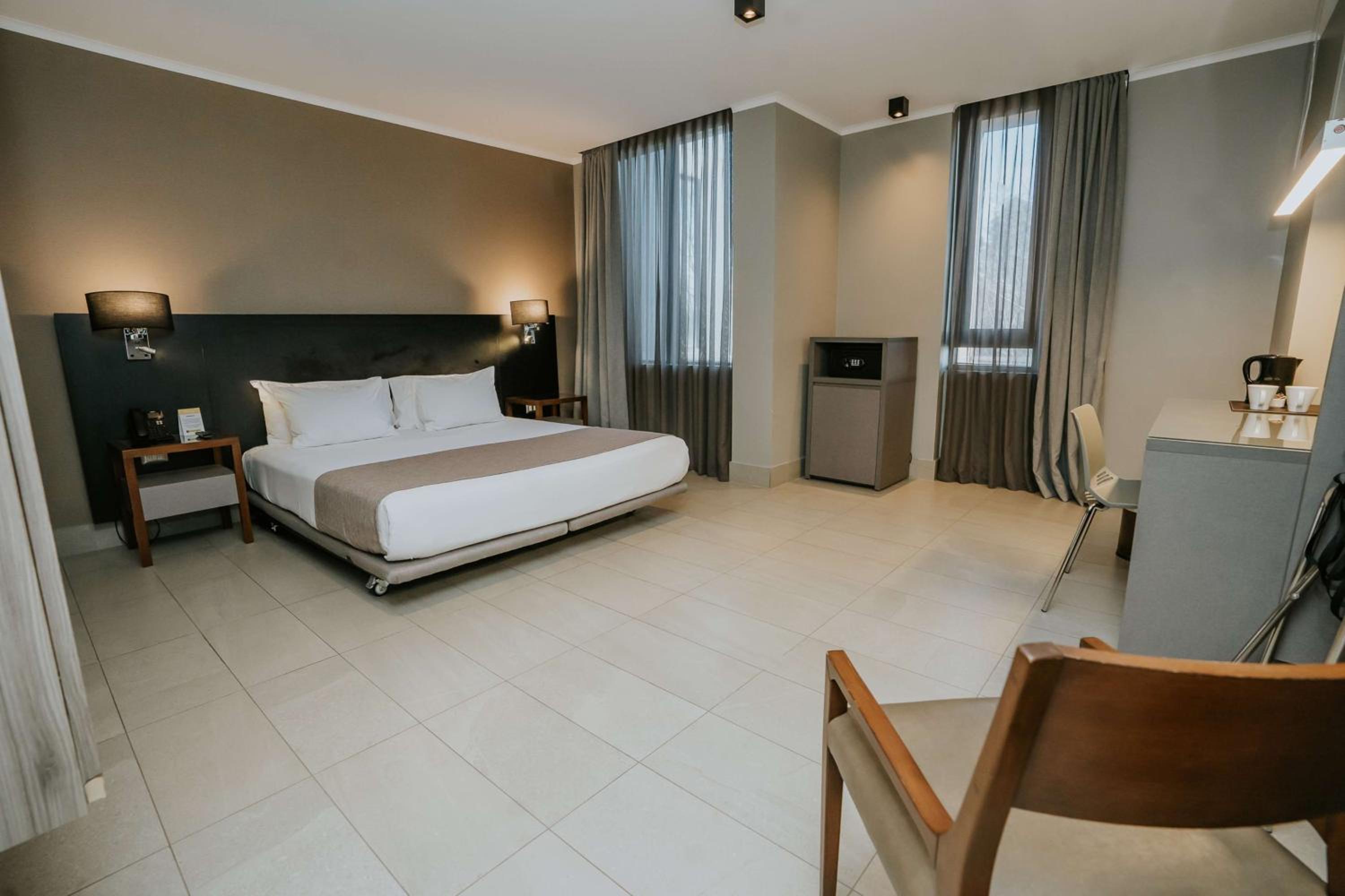 King Room - Disability Access/Non-Smoking