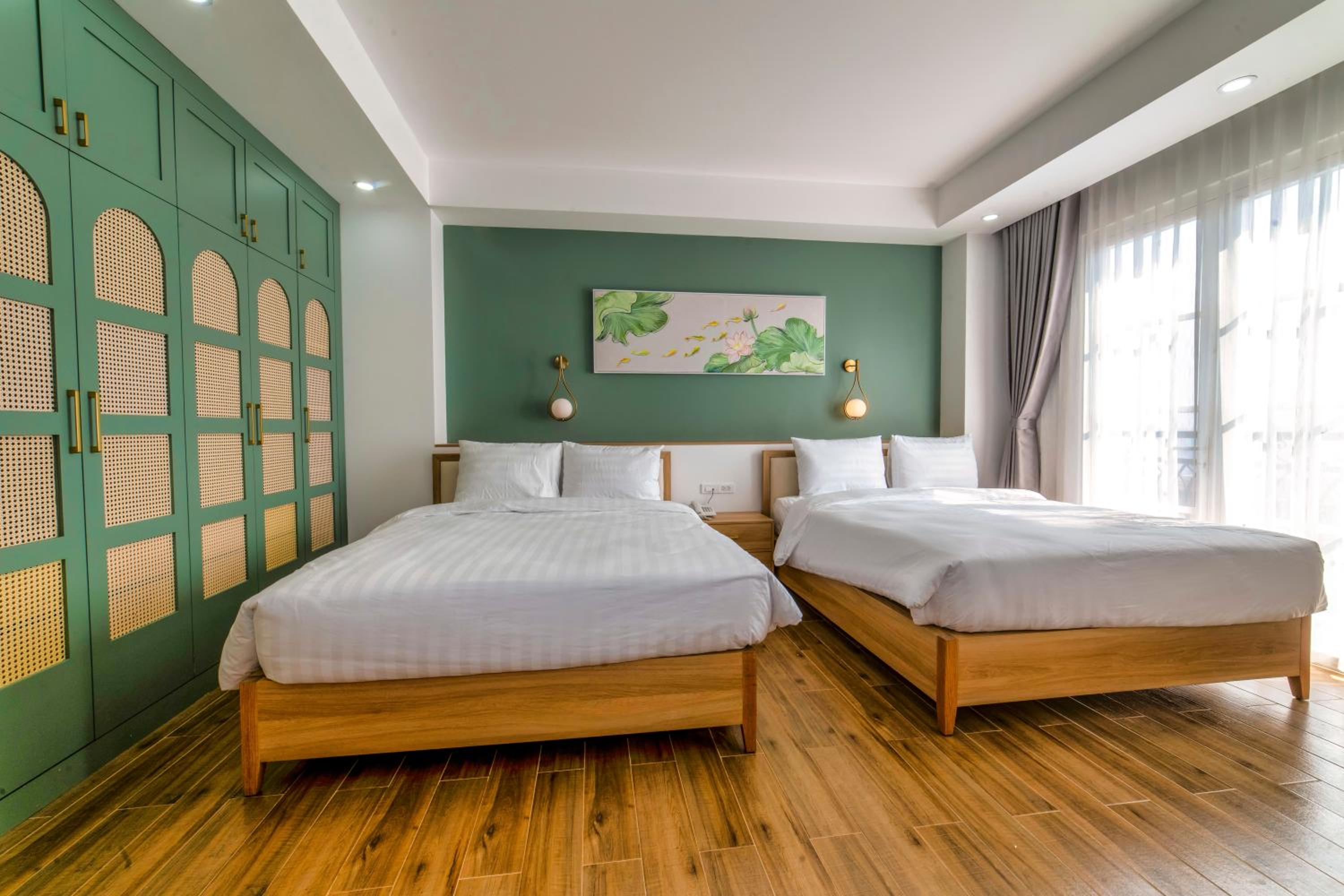 Family Room with Sea View