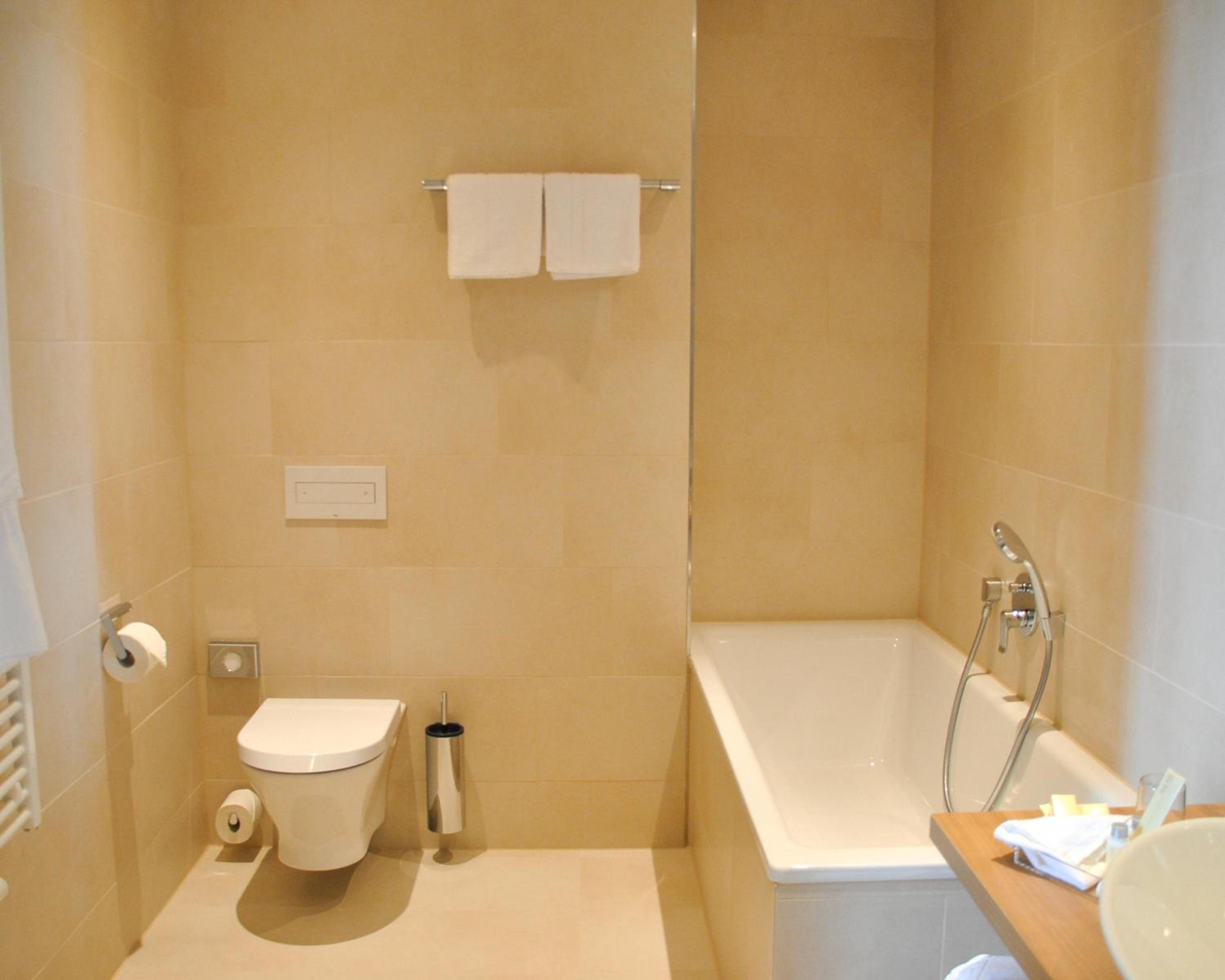 Land Deluxe Double Room with Balcony and Land View (no pets)